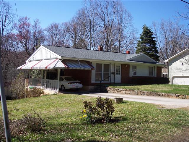 A picture of the property located at 4 MULBERRY DR, ARDEN NC 28704.