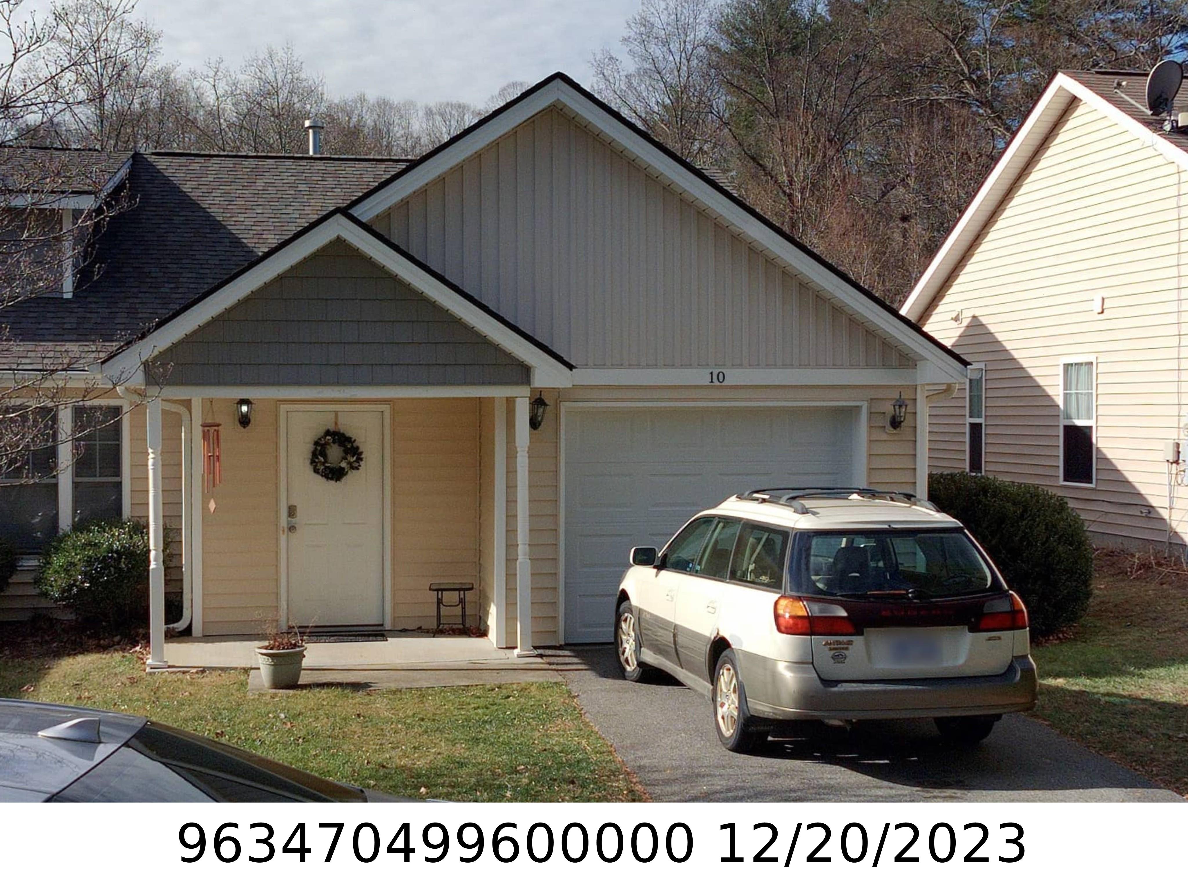 A picture of the property located at 10 LOCOLE DR, ARDEN NC 28704.