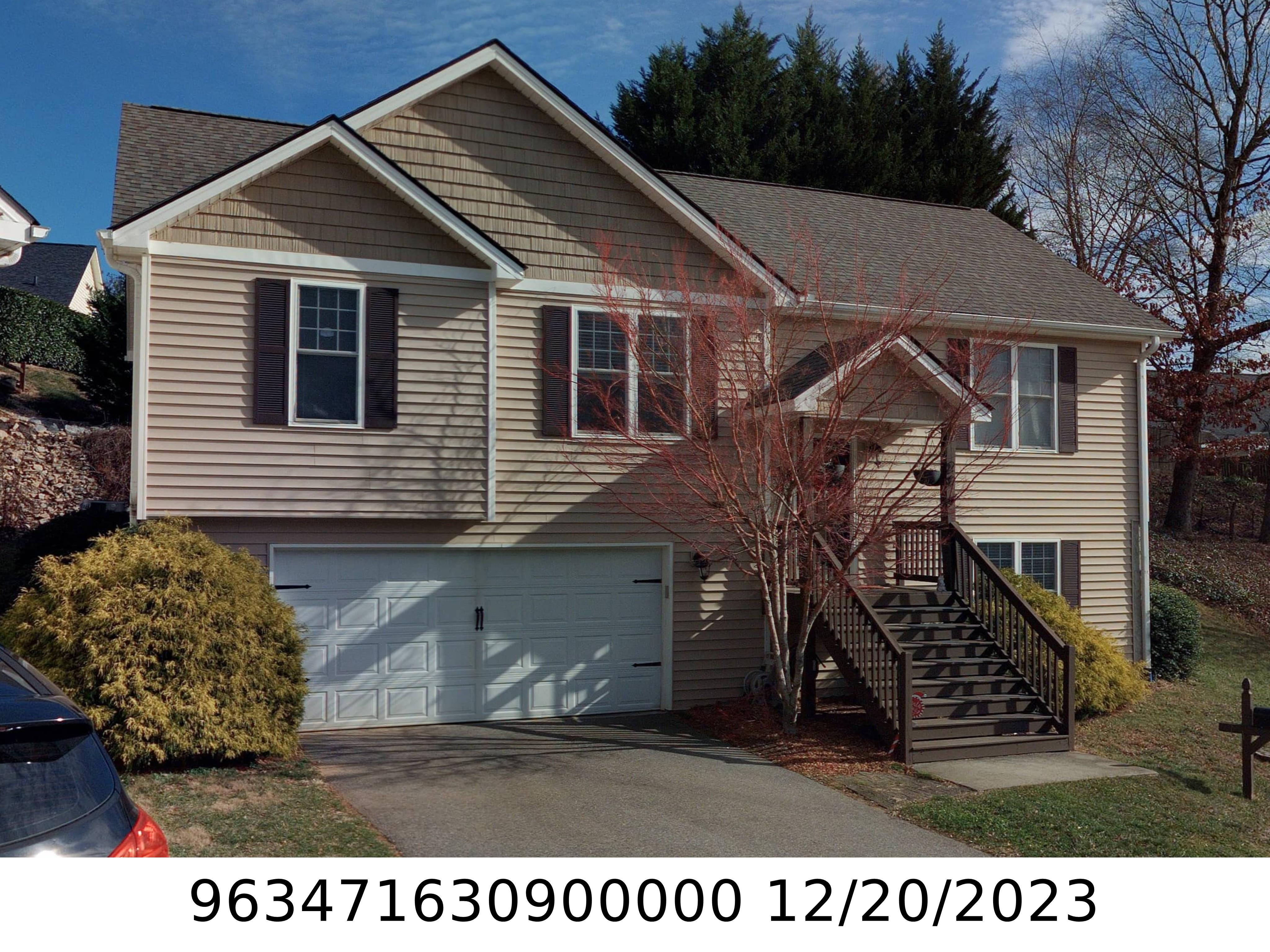 A picture of the property located at 29 LOCOLE DR, ARDEN NC 28704.