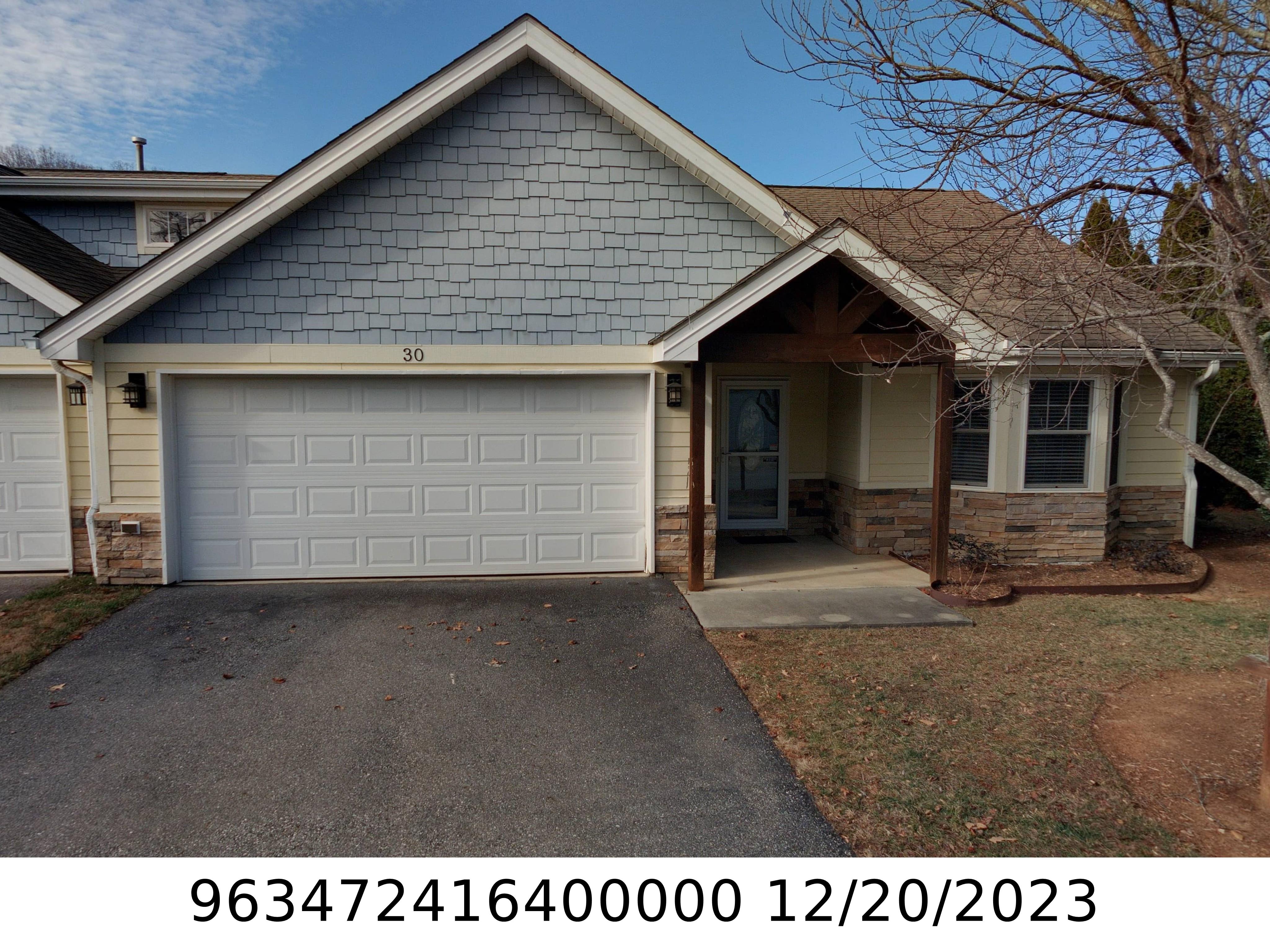 A picture of the property located at 30 KAYLOR DR, ARDEN NC 28704.