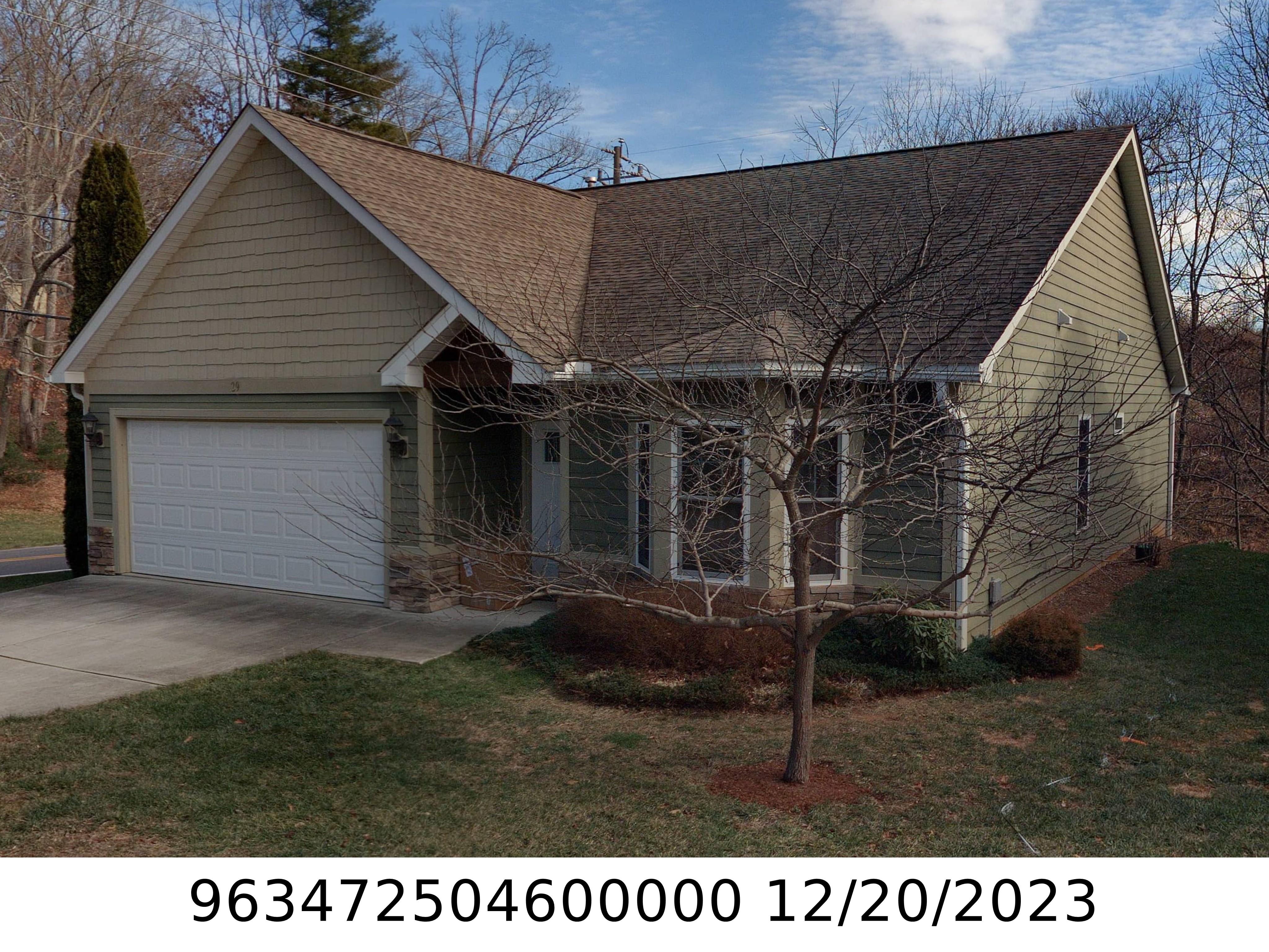 A picture of the property located at 29 KAYLOR DR, ARDEN NC 28704.
