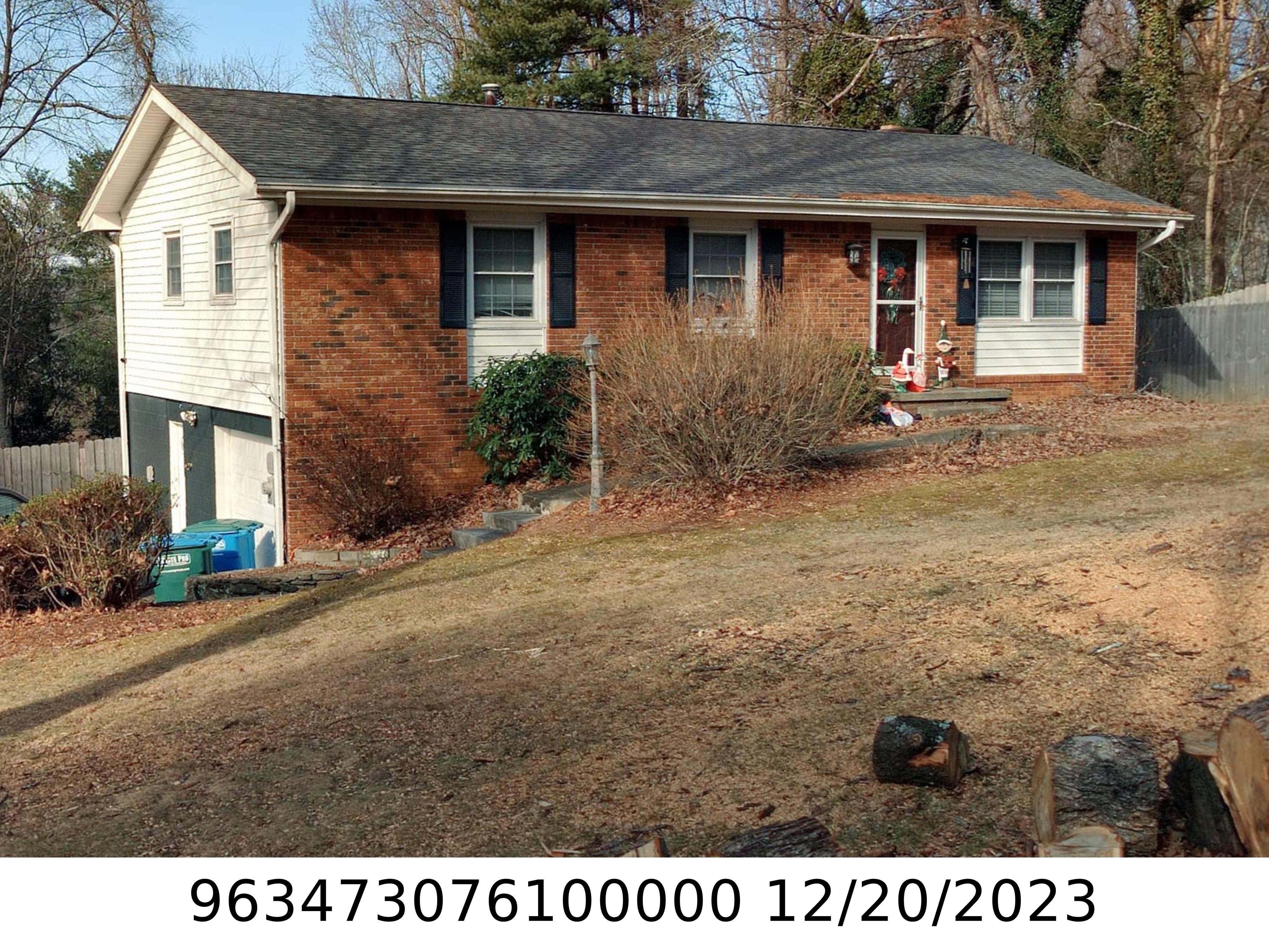 A picture of the property located at 42 SOUTHWICKE DR, ARDEN NC 28704.