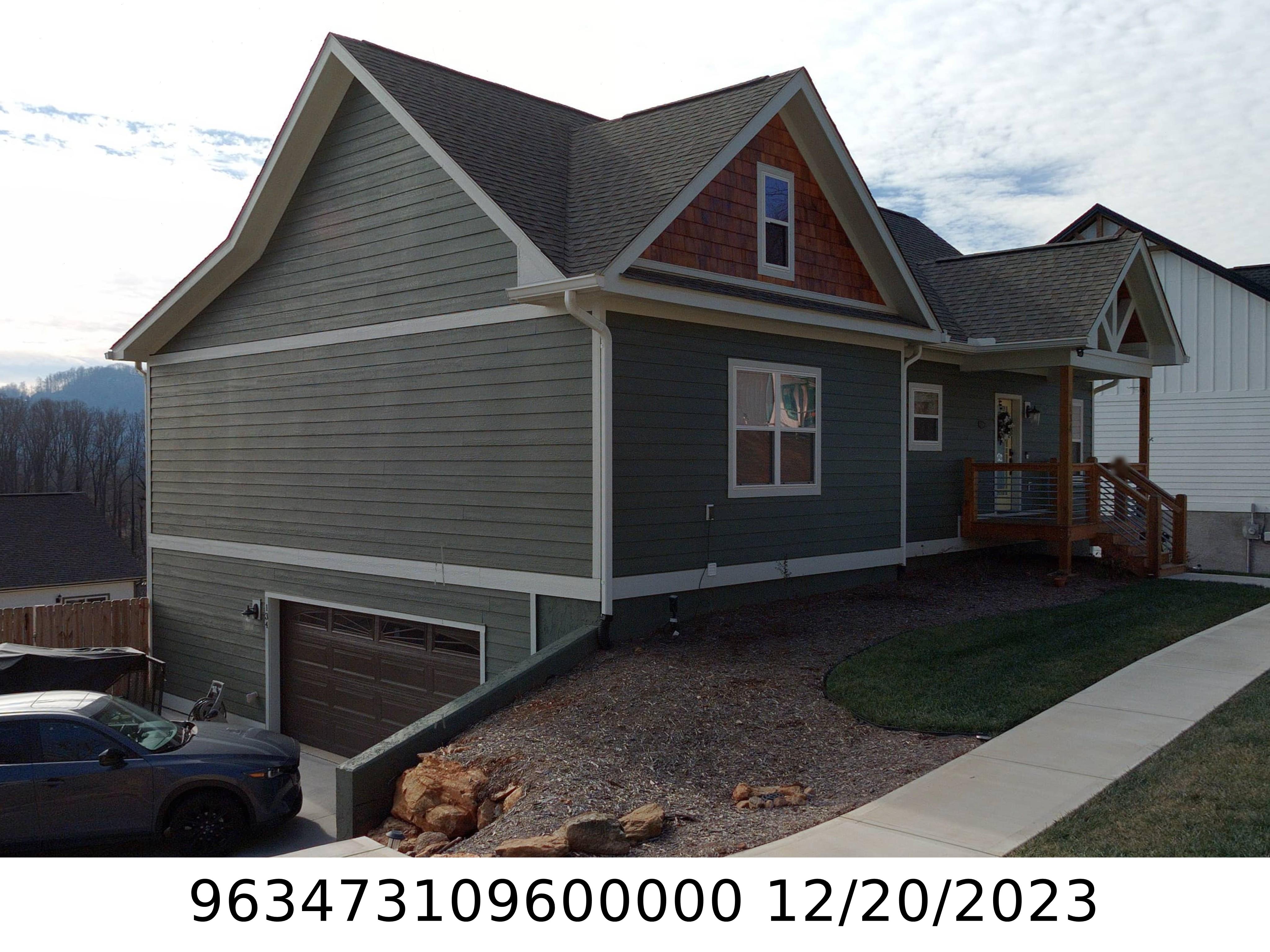 A picture of the property located at 134 MEADOW BREEZE RD, ARDEN NC 28704.