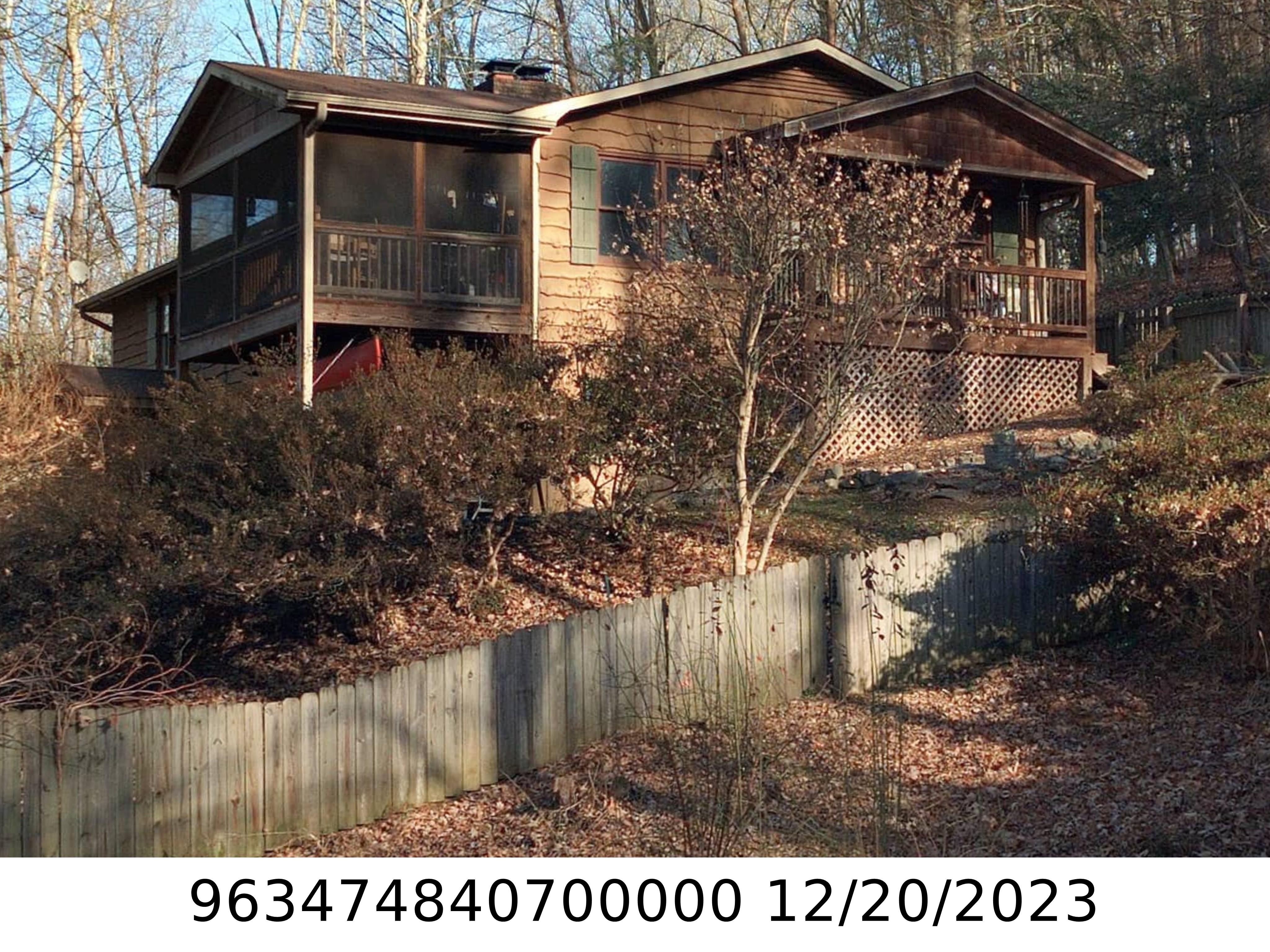 A picture of the property located at 18 WILD VIOLET LN, ARDEN NC 28704.