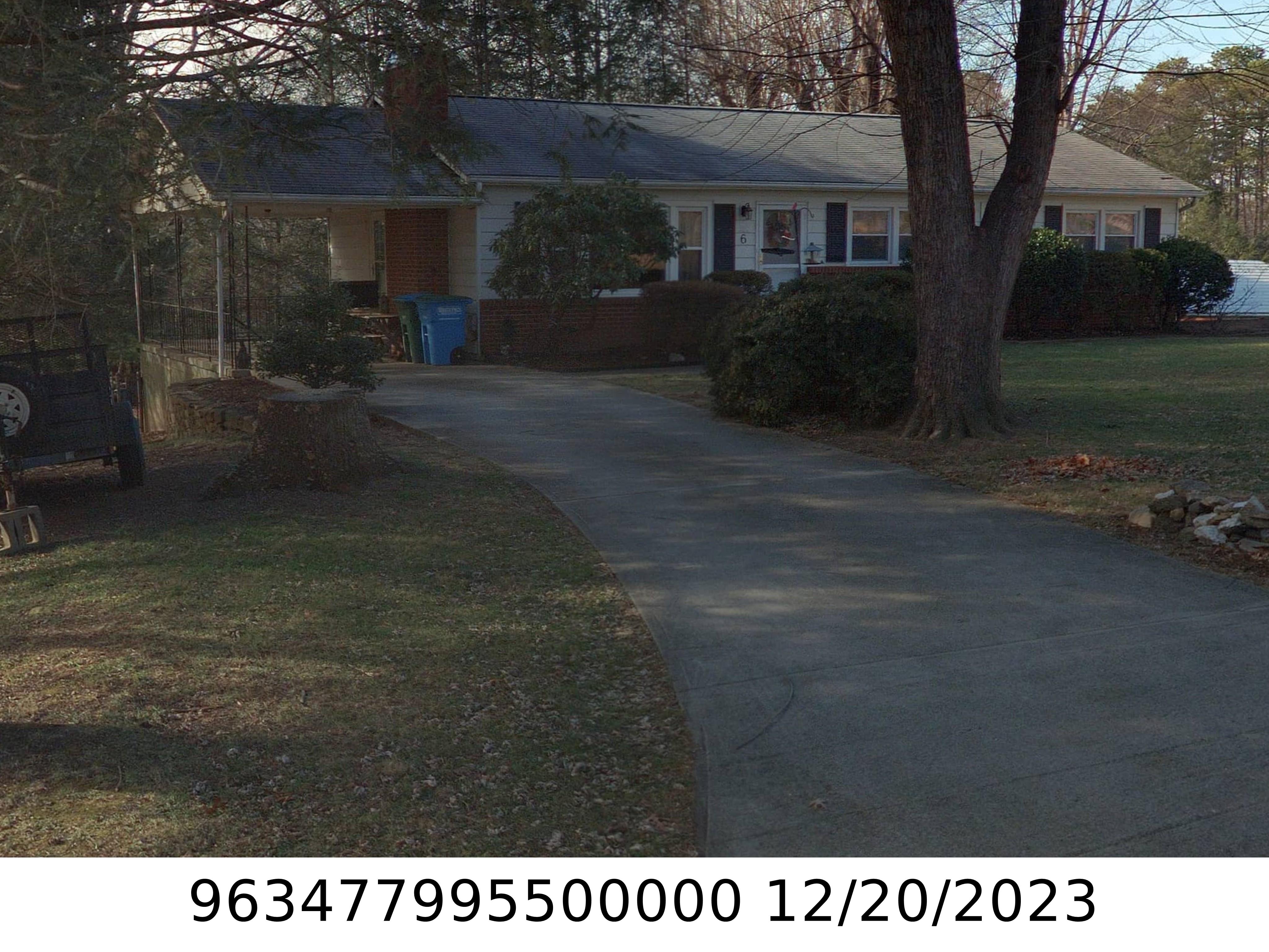 A picture of the property located at 6 MEMORY LN, ARDEN NC 28704.
