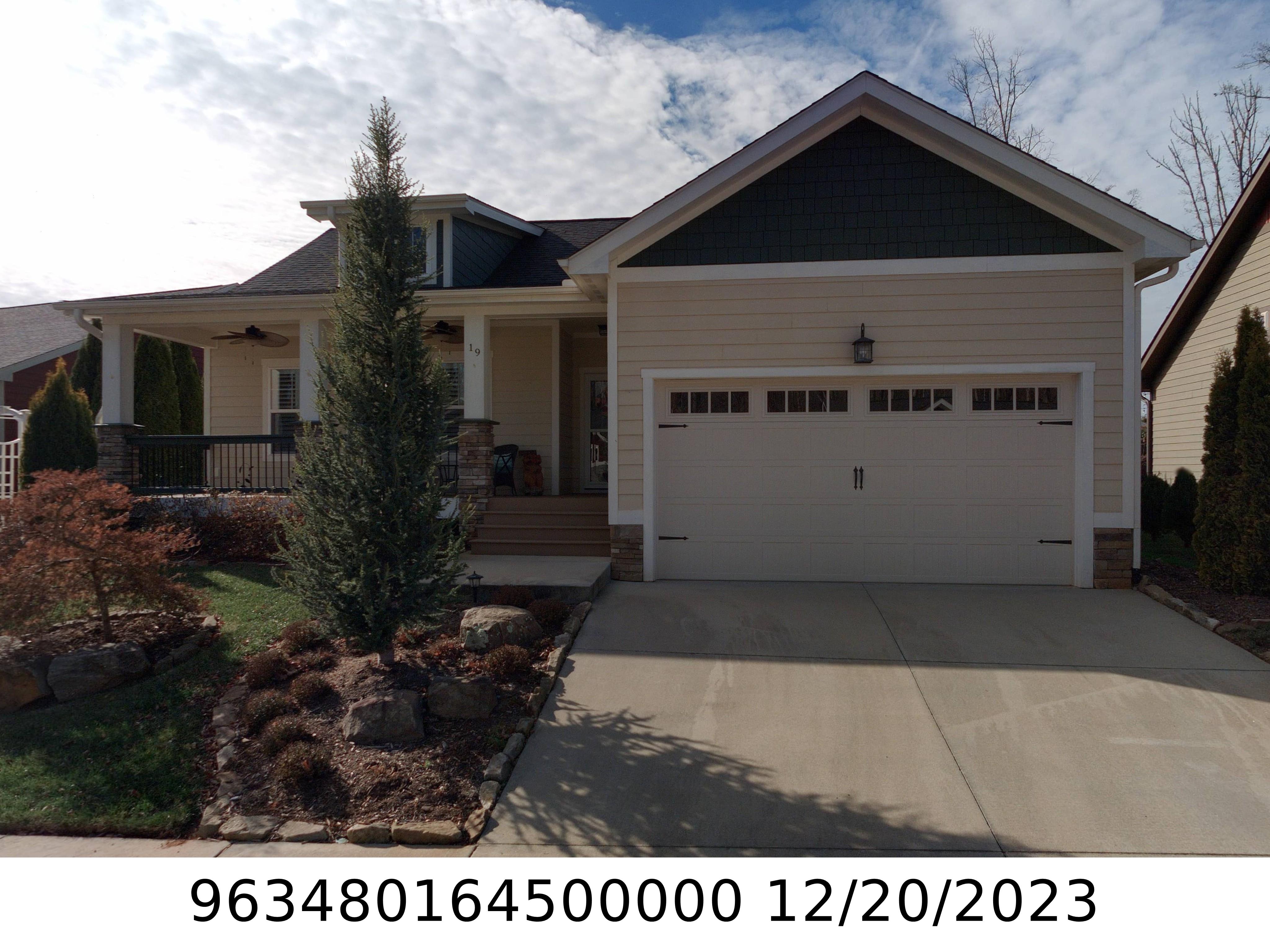 A picture of the property located at 19 ASHER LN, ARDEN NC 28704.