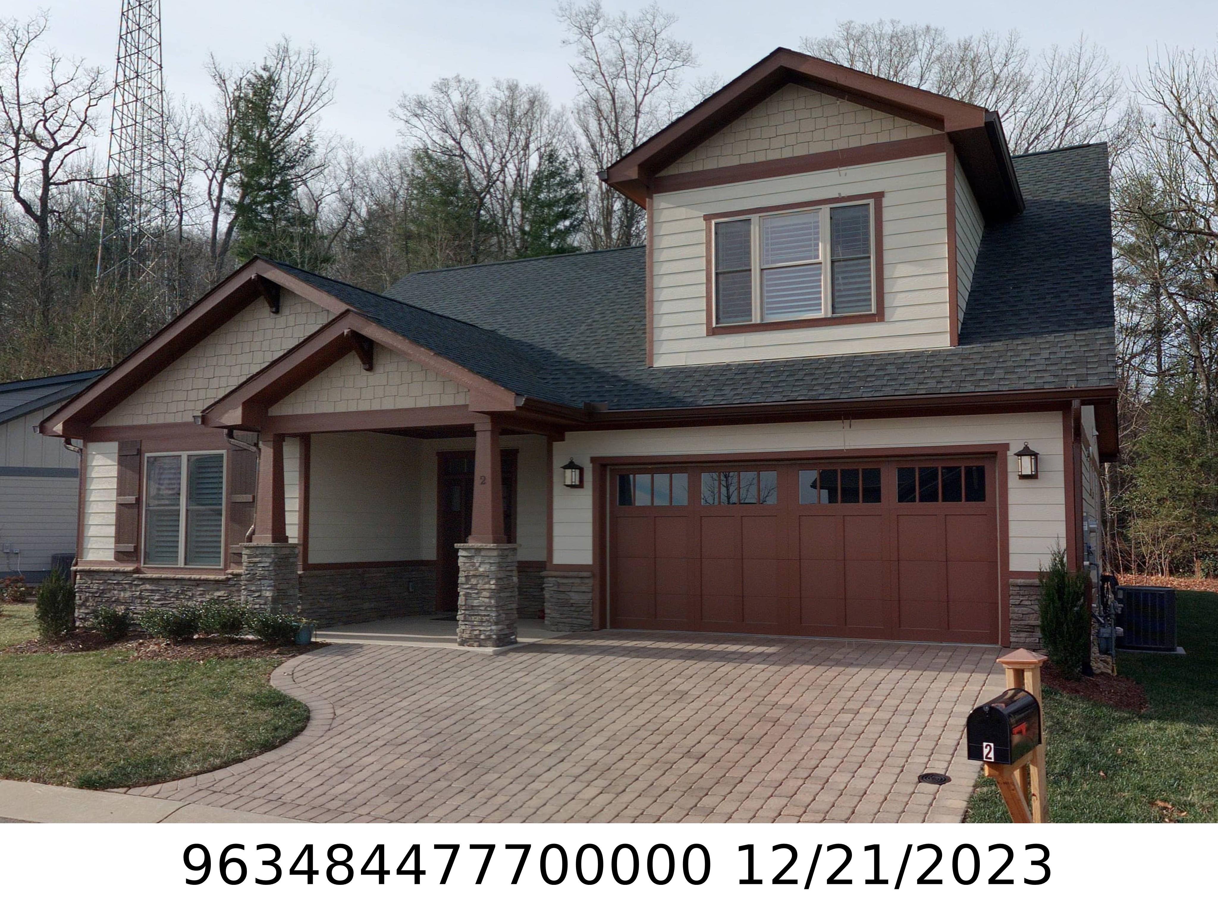 A picture of the property located at 2 LIFESTYLE CT, ARDEN NC 28704.
