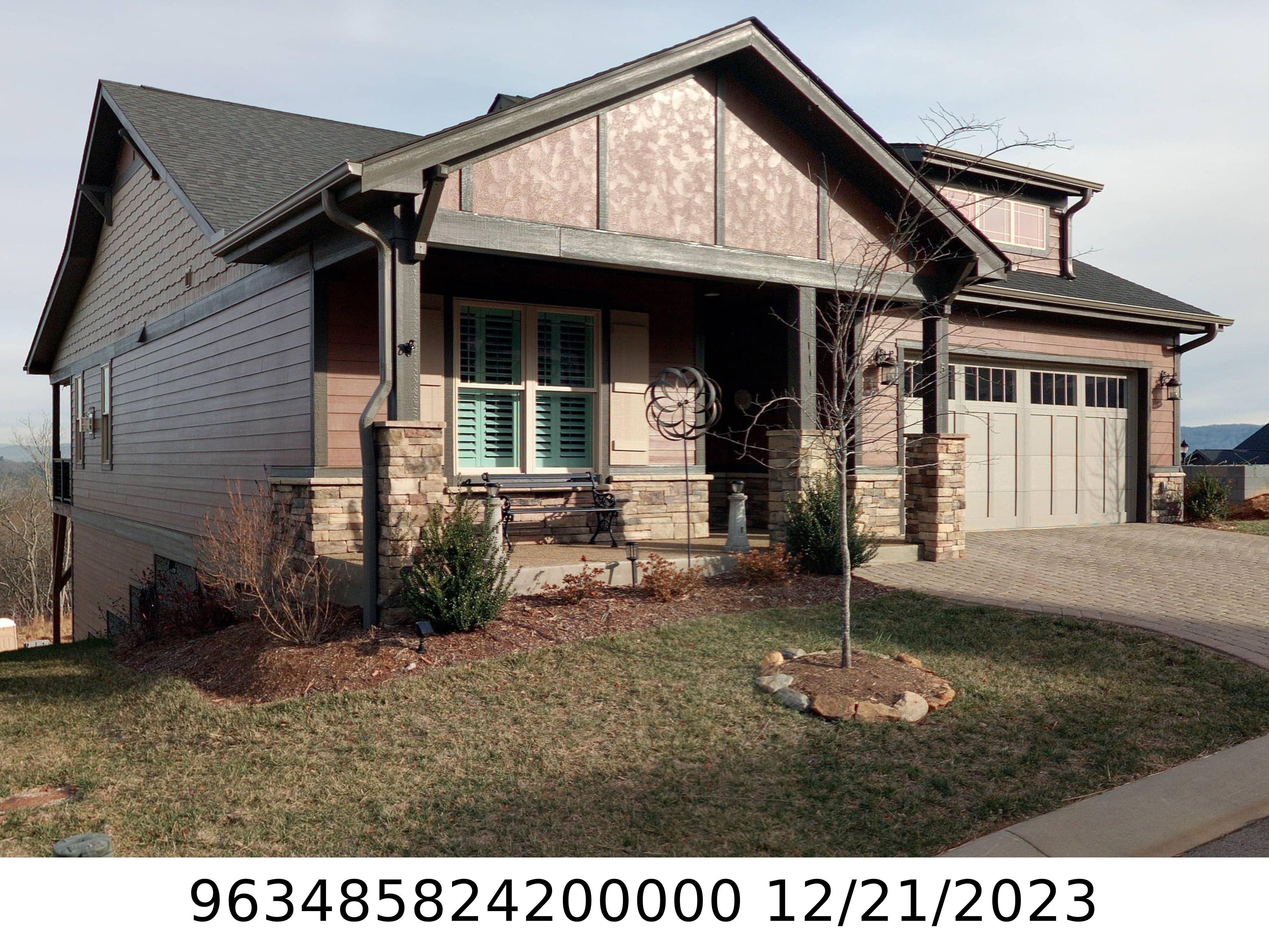 A picture of the property located at 5 CAROLINA HIDEAWAY, ARDEN NC 28704.