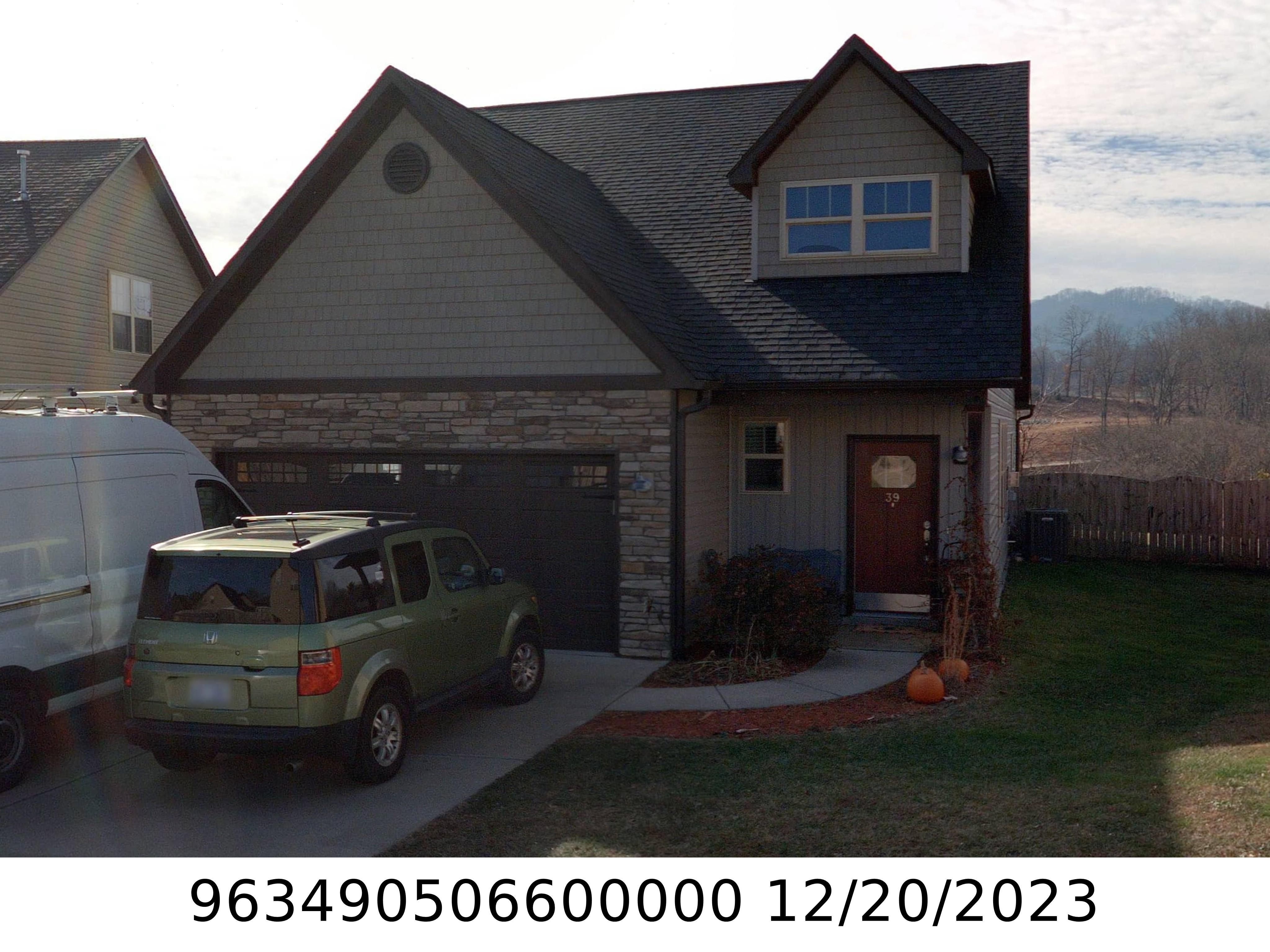 A picture of the property located at 39 MALLARD RUN DR, ARDEN NC 28704.