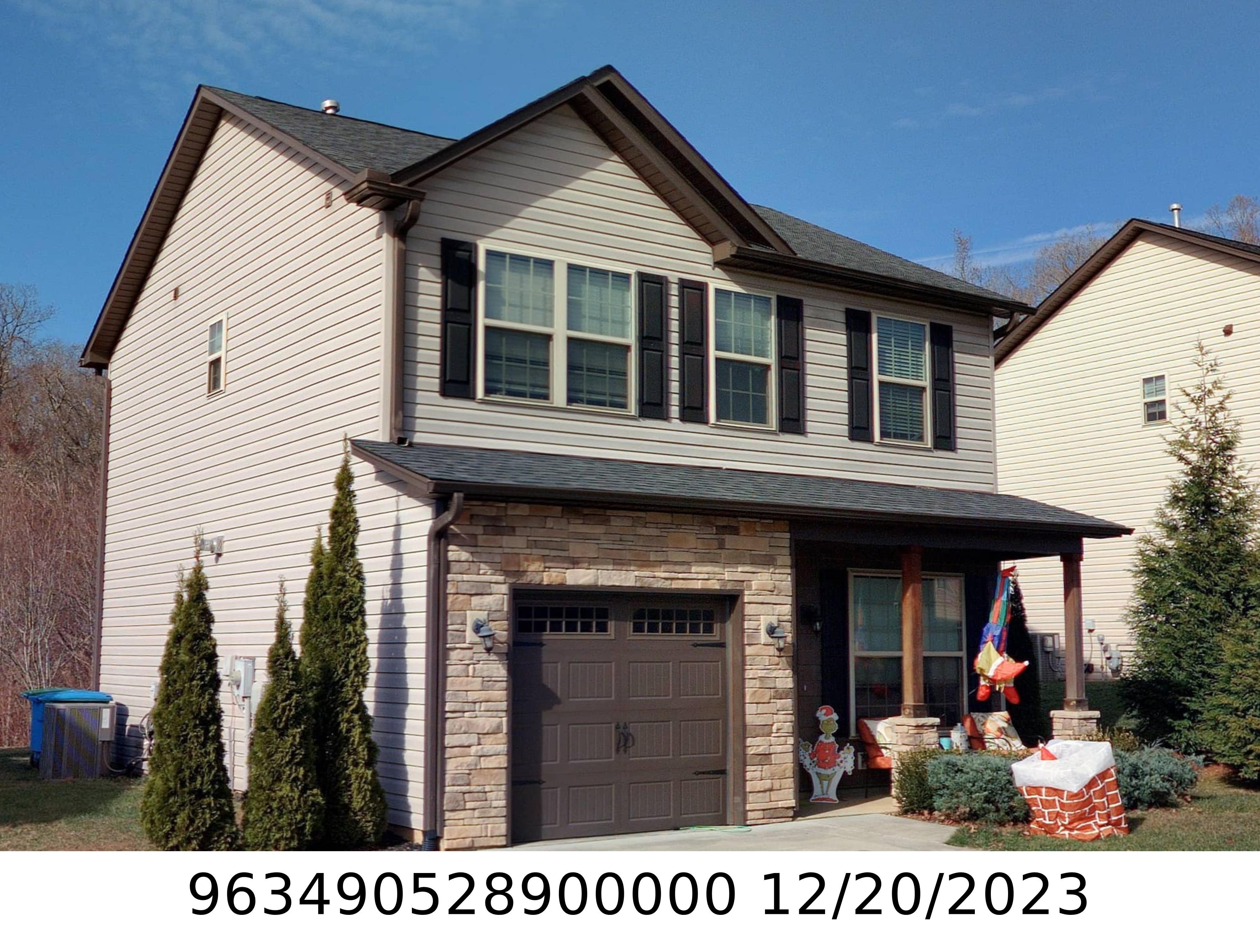 A picture of the property located at 33 MALLARD RUN DR, ARDEN NC 28704.