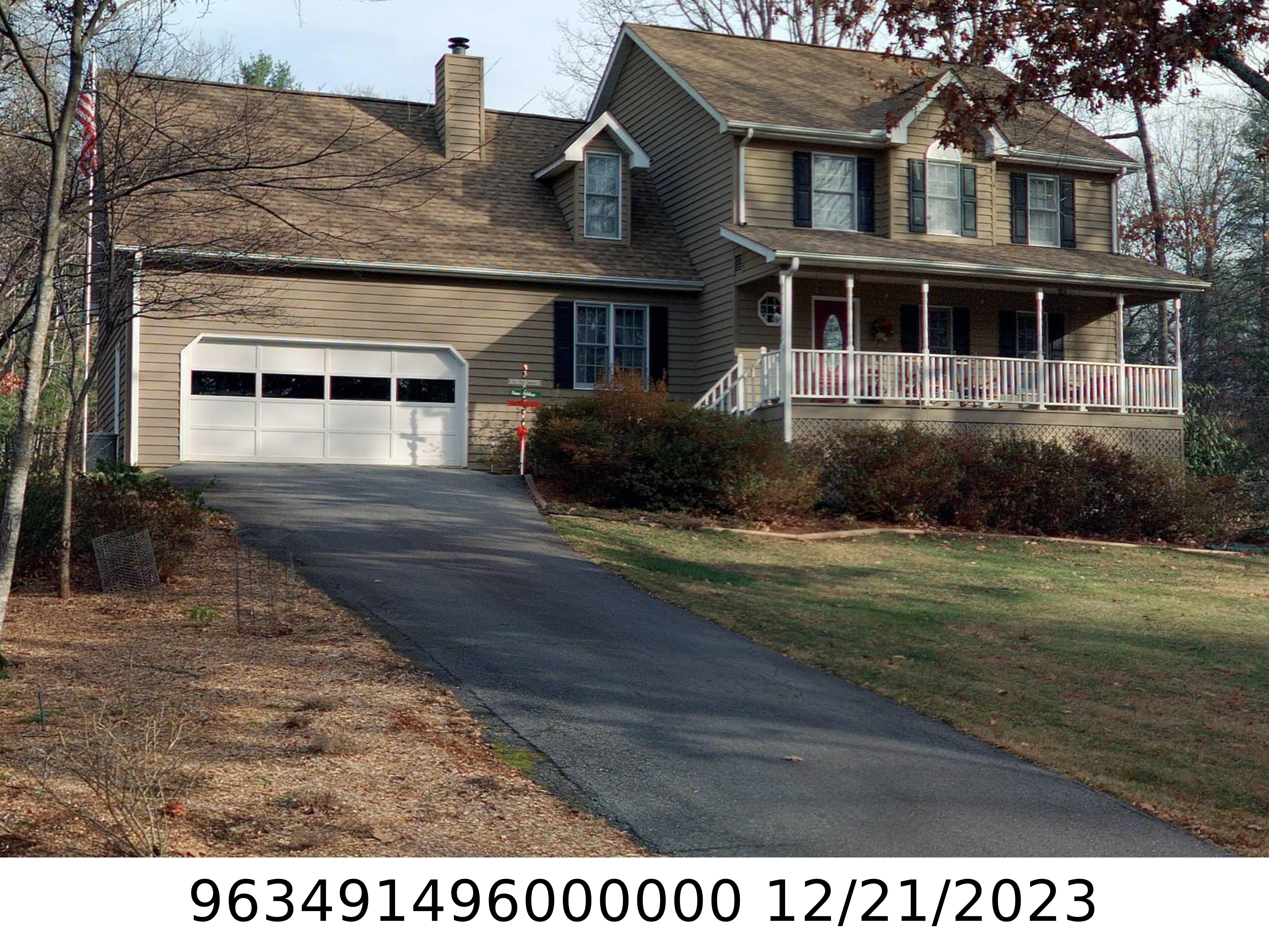 A picture of the property located at 4 SABRINA DR, ARDEN NC 28704.