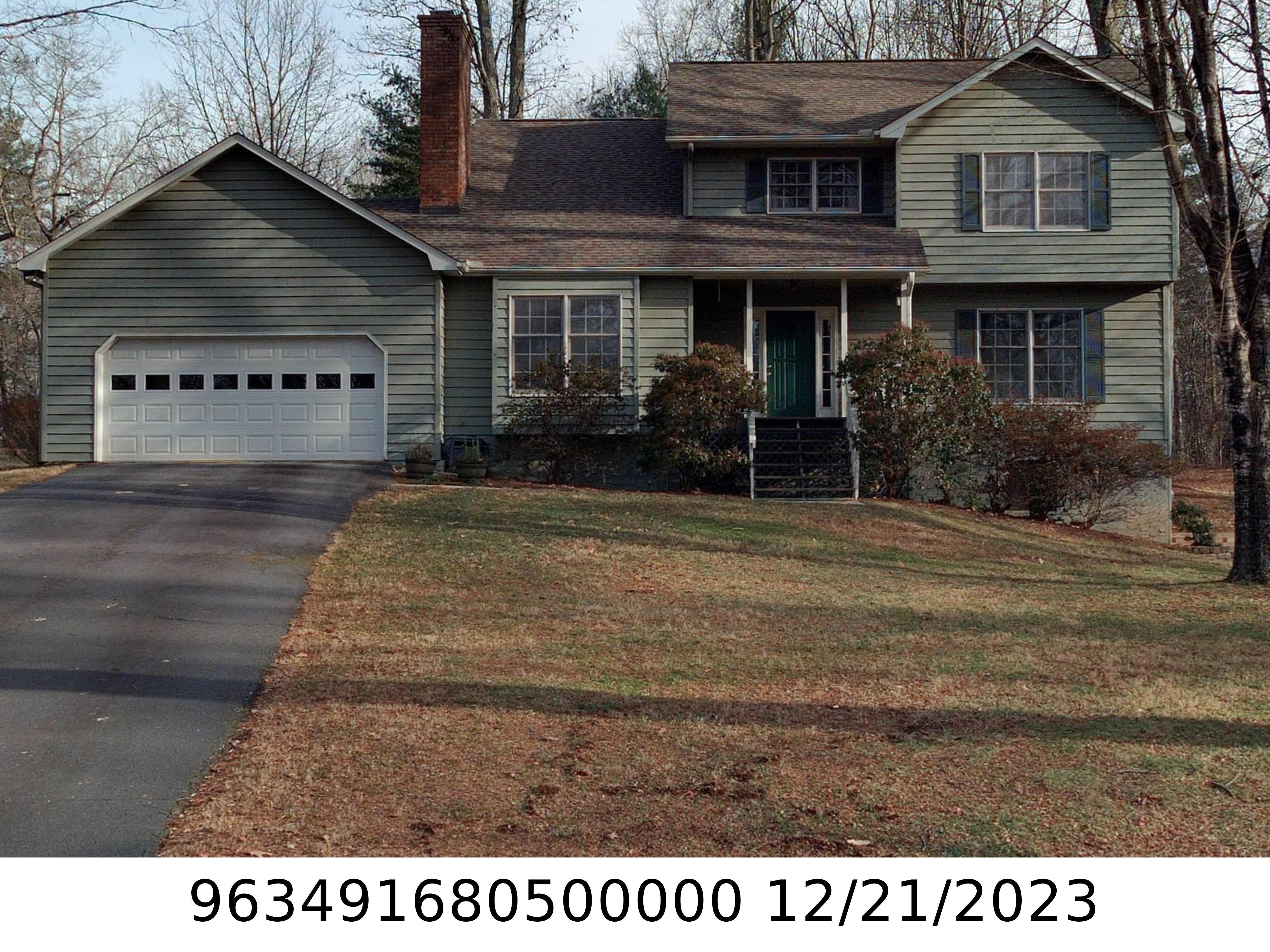 A picture of the property located at 6 SABRINA DR, ARDEN NC 28704.