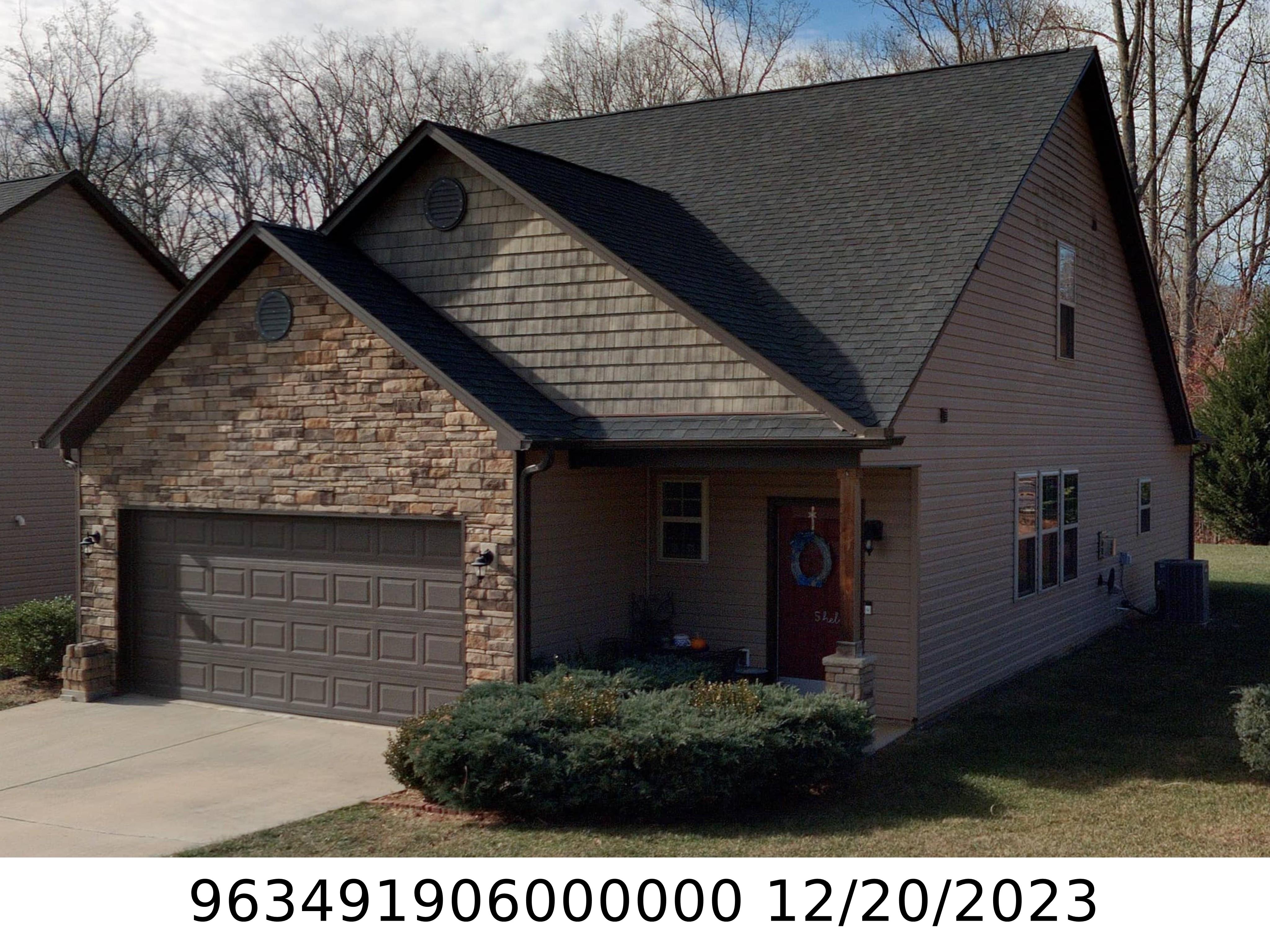 A picture of the property located at 5 MALLARD RUN DR, ARDEN NC 28704.