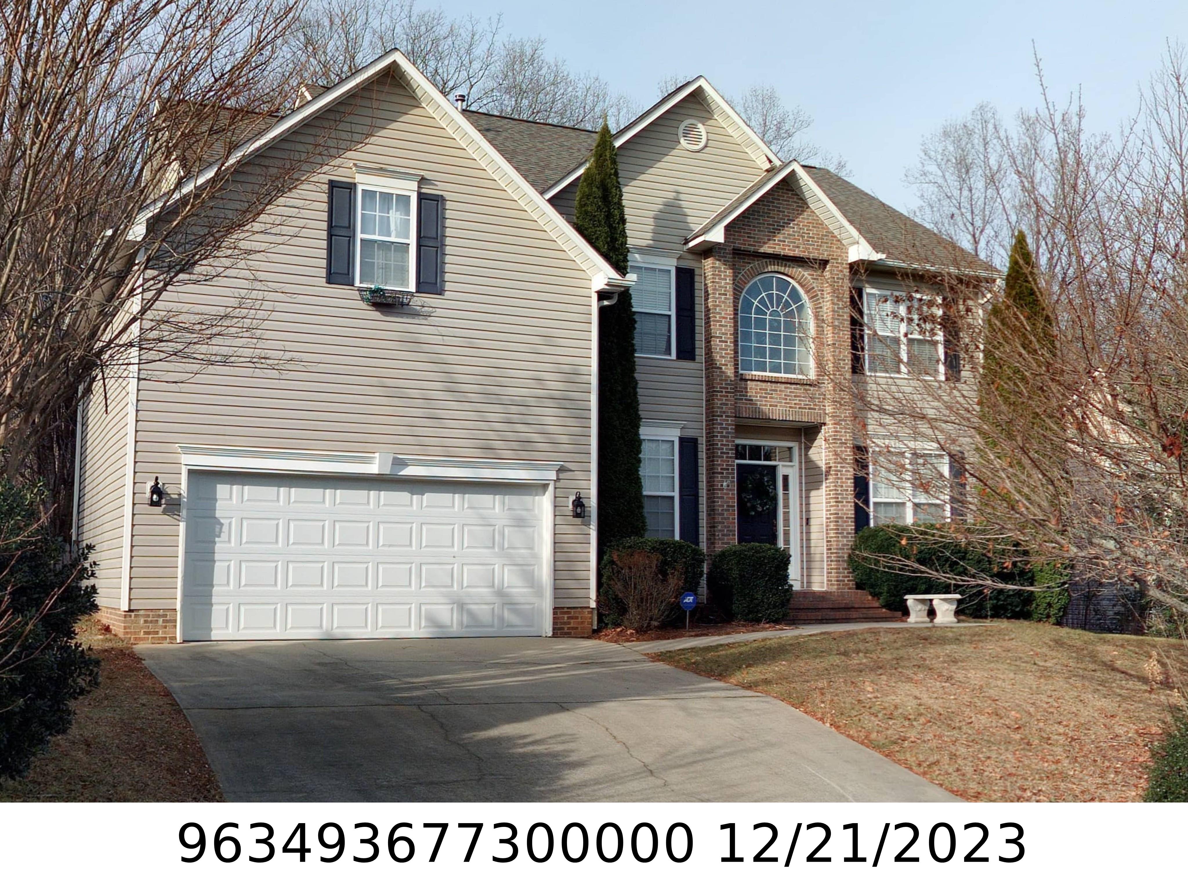 A picture of the property located at 39 YORKTOWN CIR, ARDEN NC 28704.