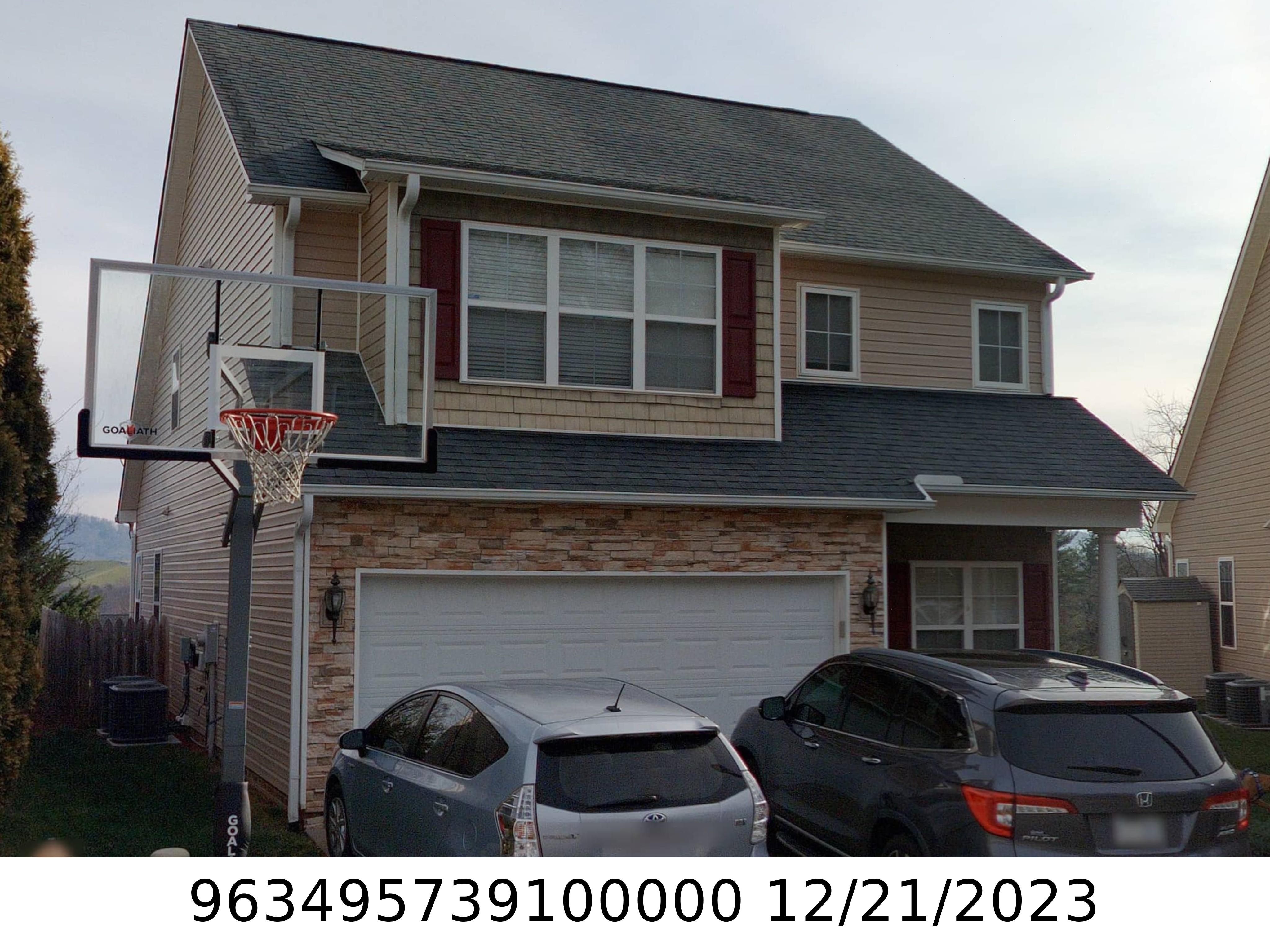 A picture of the property located at 10 DANSFORD LN, ARDEN NC 28704.