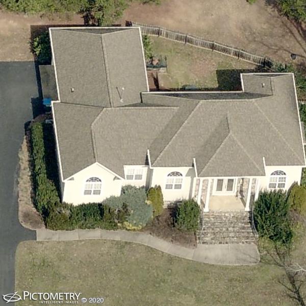 A picture of the property located at 15 BAINBRIDGE CT, ARDEN NC 28704.