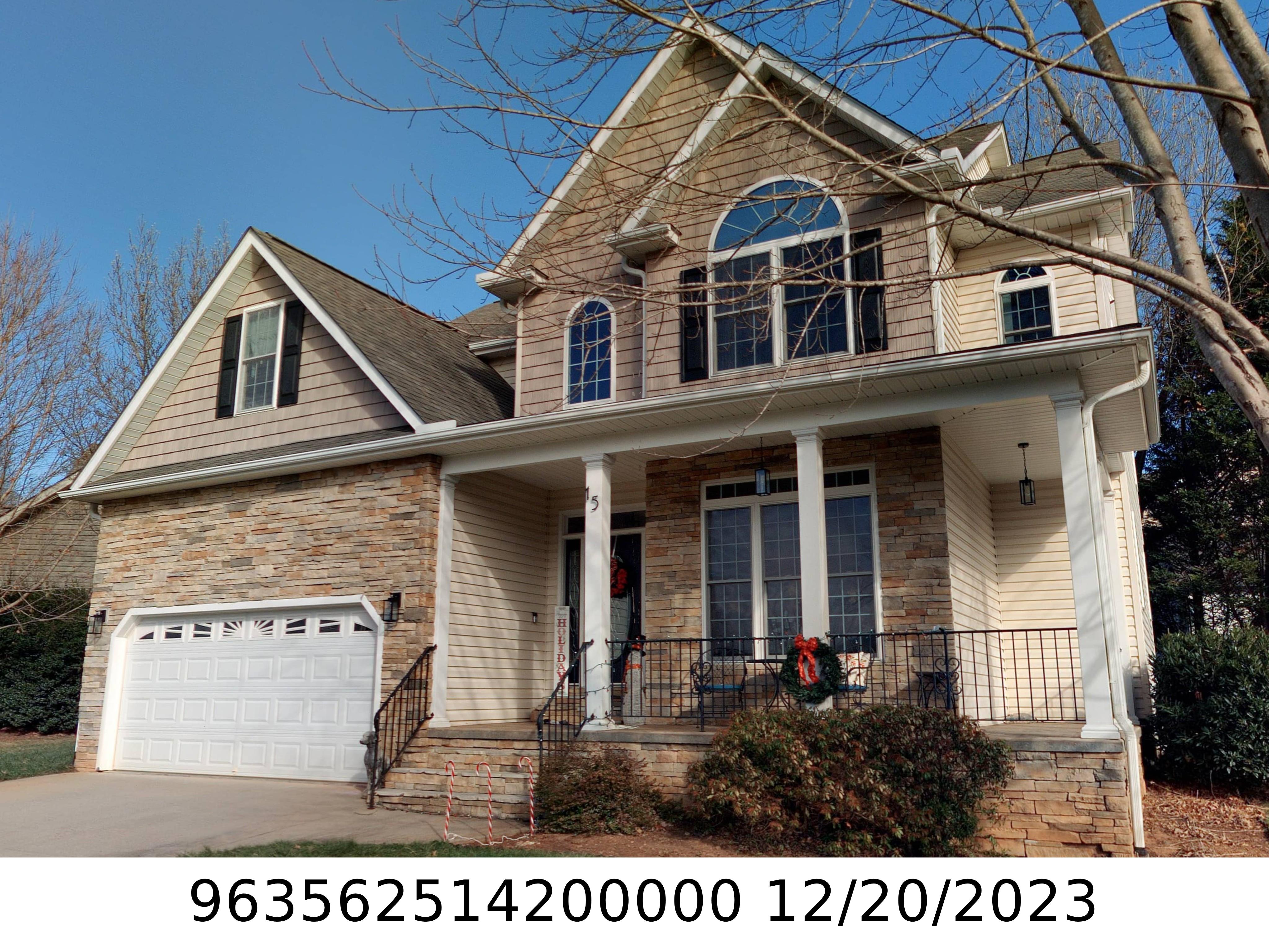 A picture of the property located at 15 DRIFTSTONE CIR, ARDEN NC 28704.