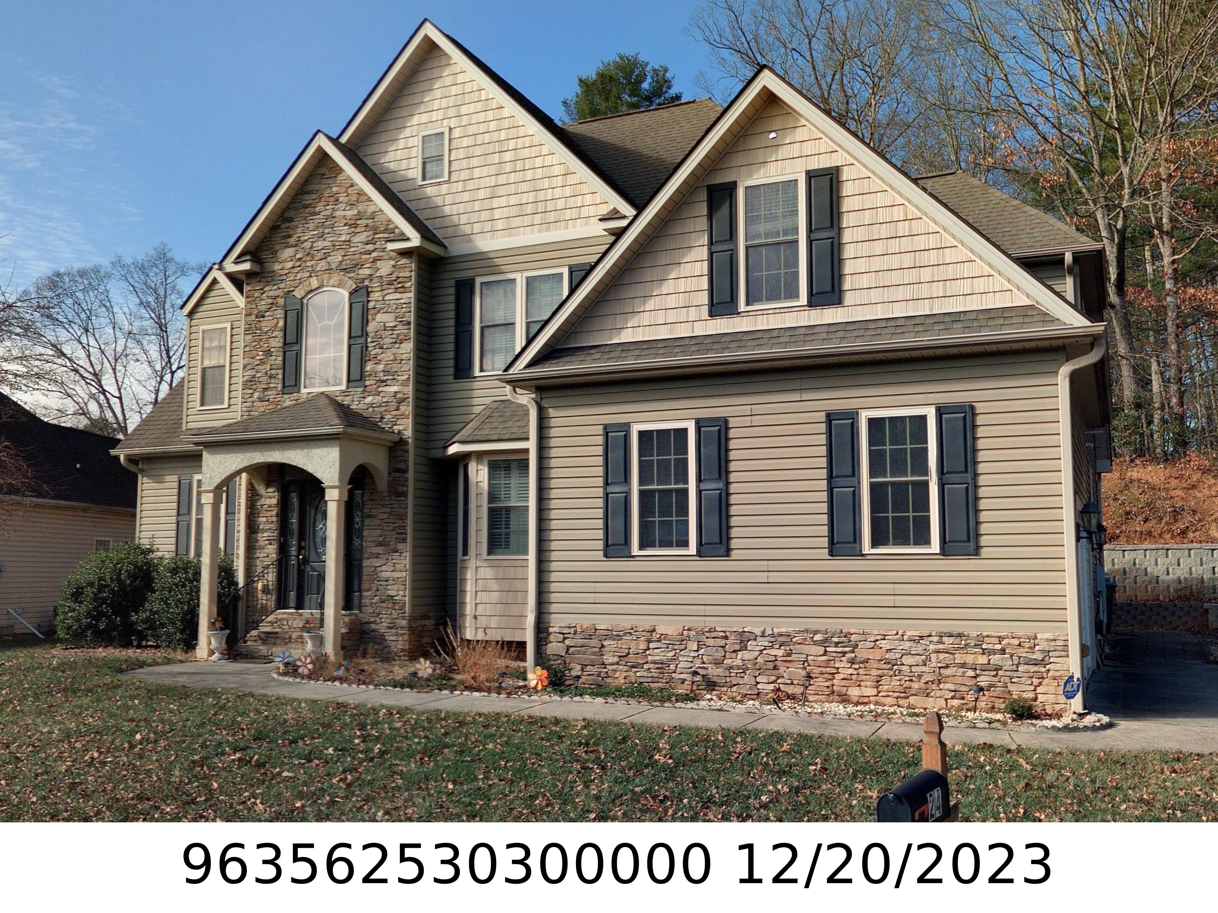 A picture of the property located at 24 DRIFTSTONE CIR, ARDEN NC 28704.