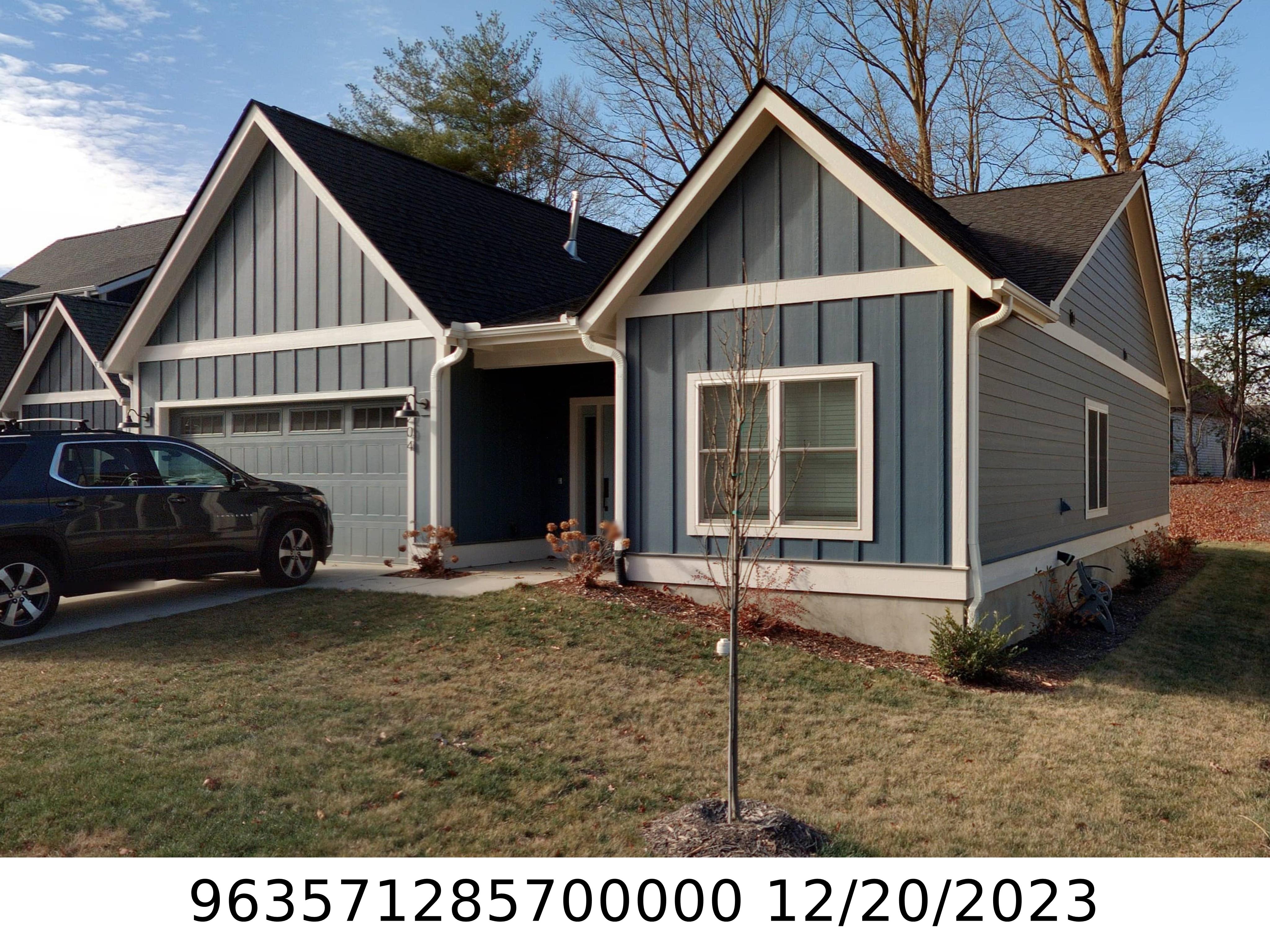 A picture of the property located at 204 WEYBRIDGE DR, ARDEN NC 28704.