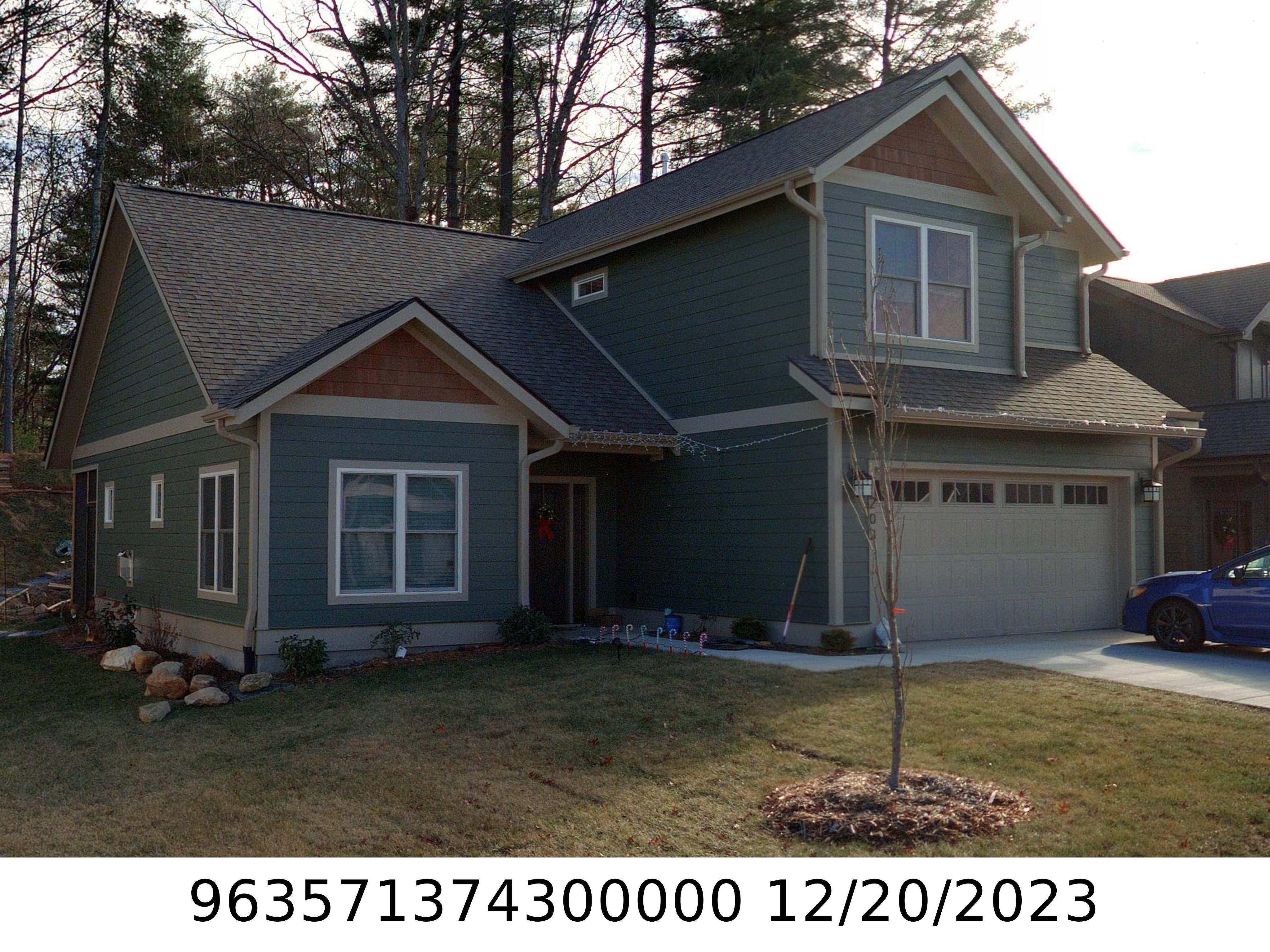 A picture of the property located at 203 WEYBRIDGE DR, ARDEN NC 28704.