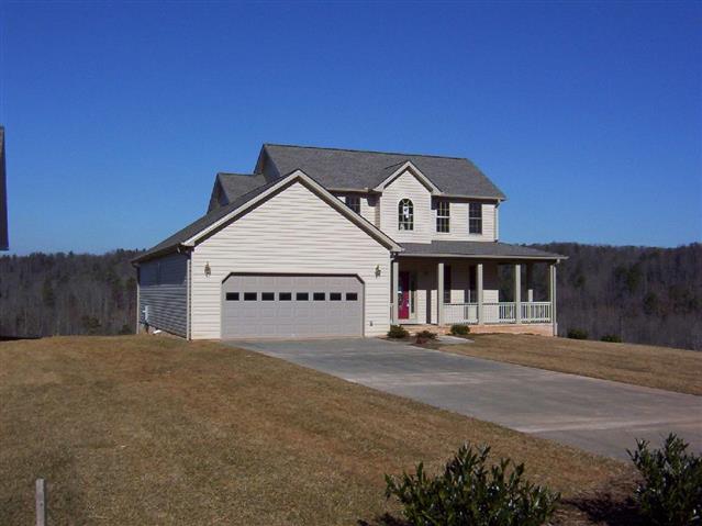 A picture of the property located at 83 DRIFTSTONE CIR, ARDEN NC 28704.