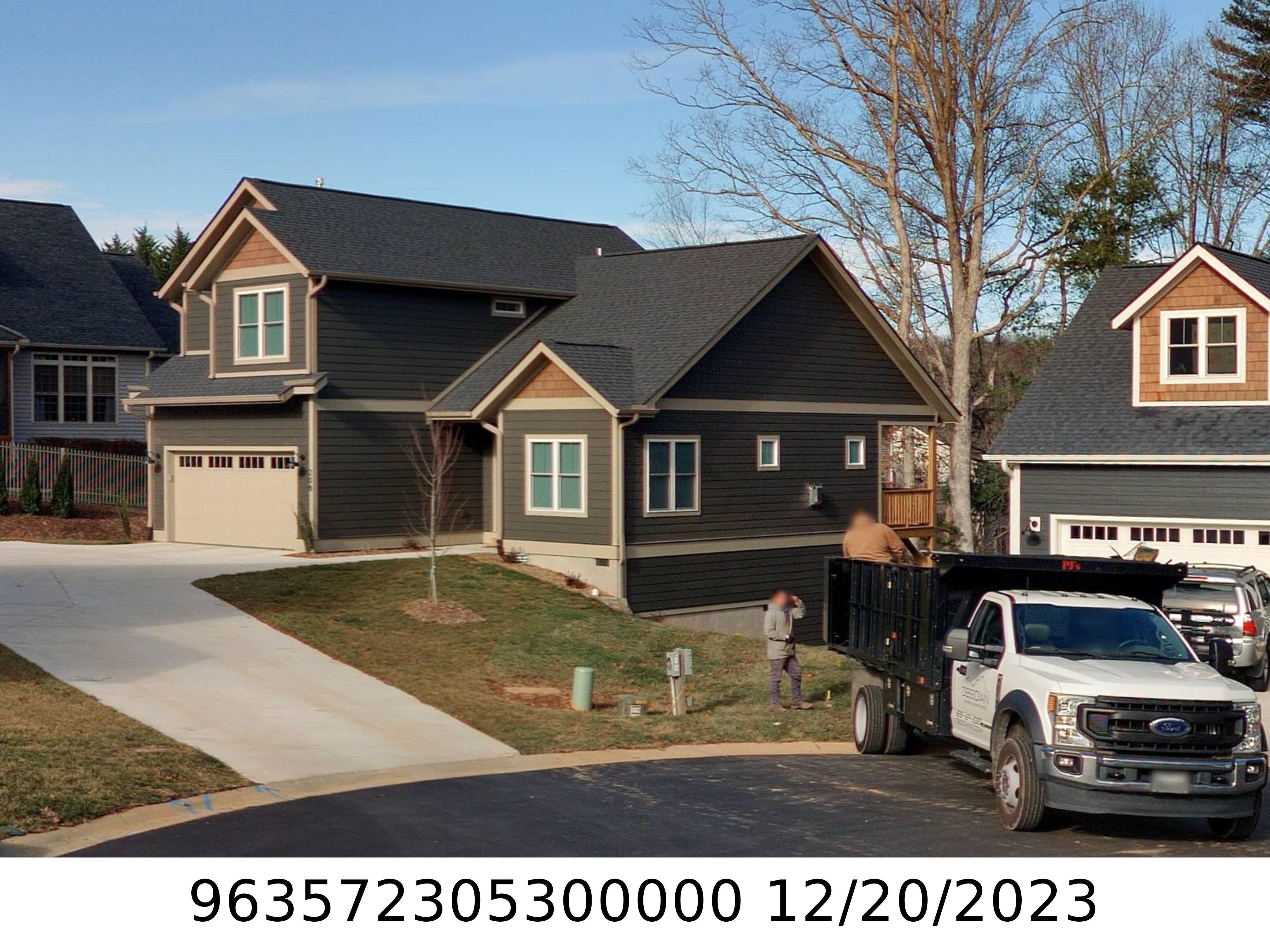 A picture of the property located at 208 WEYBRIDGE DR, ARDEN NC 28704.