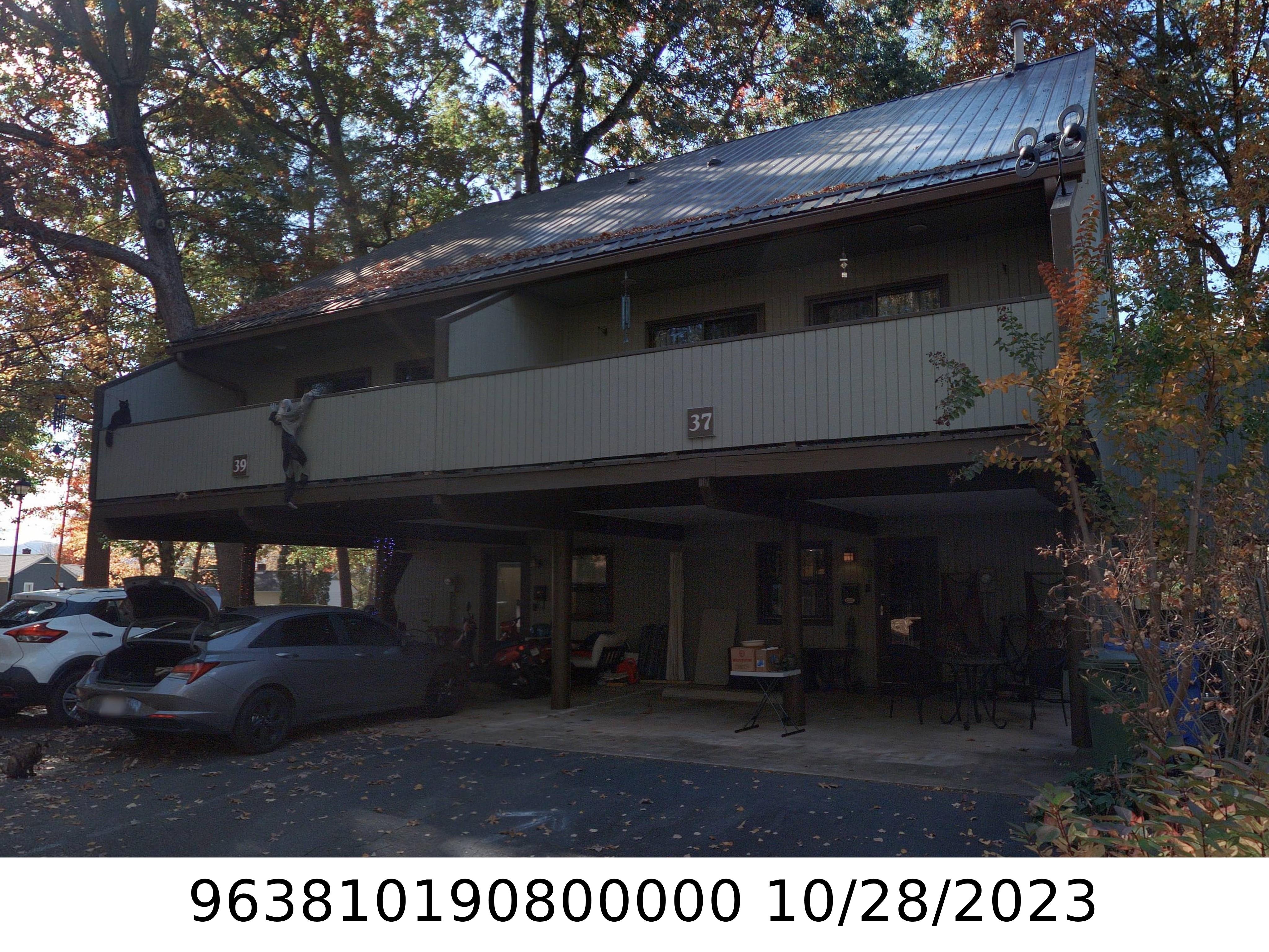 A picture of the property located at 39 MAPLE RIDGE LN, ASHEVILLE NC 28806.