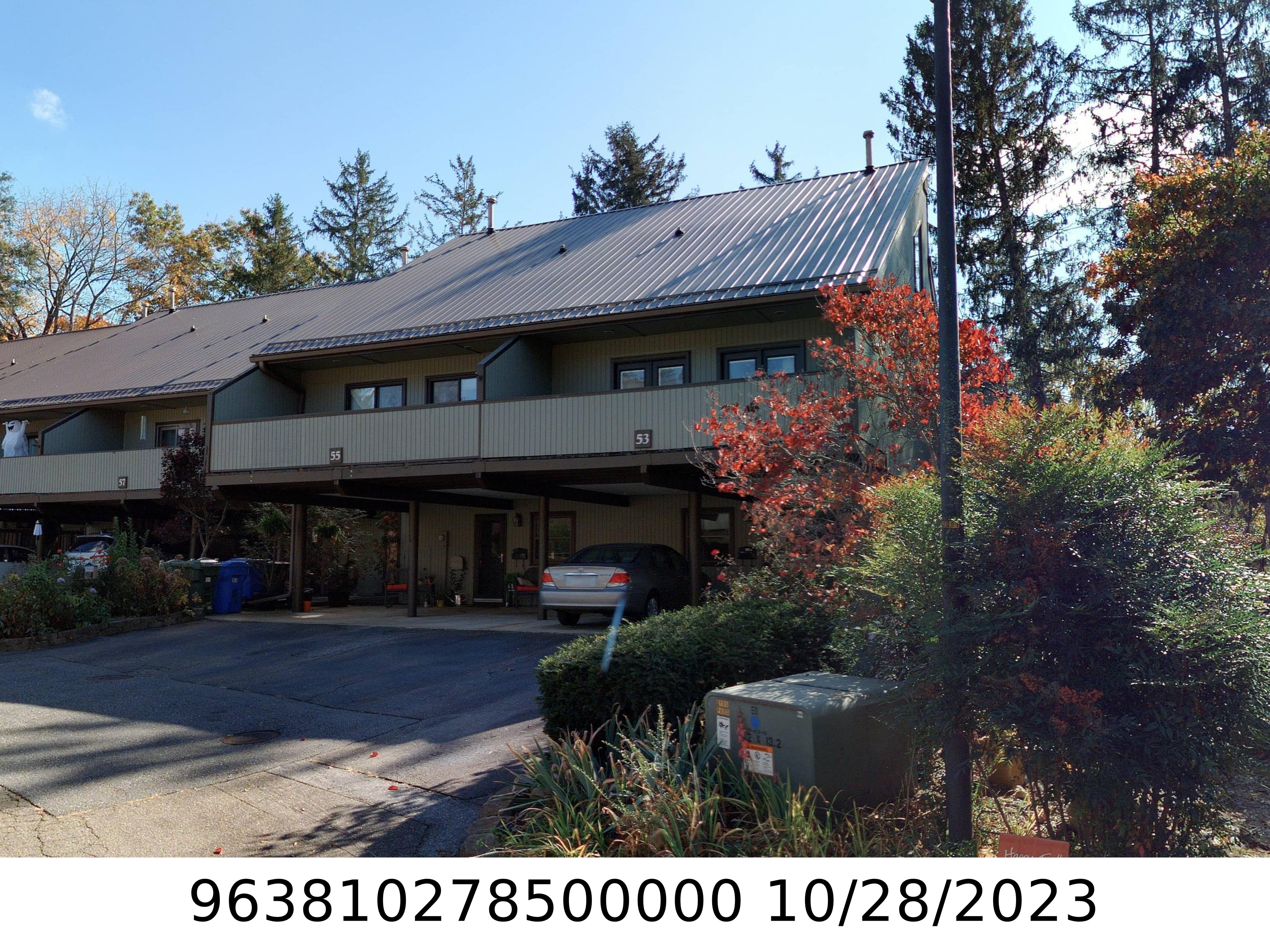 A picture of the property located at 53 MAPLE RIDGE LN, ASHEVILLE NC 28806.