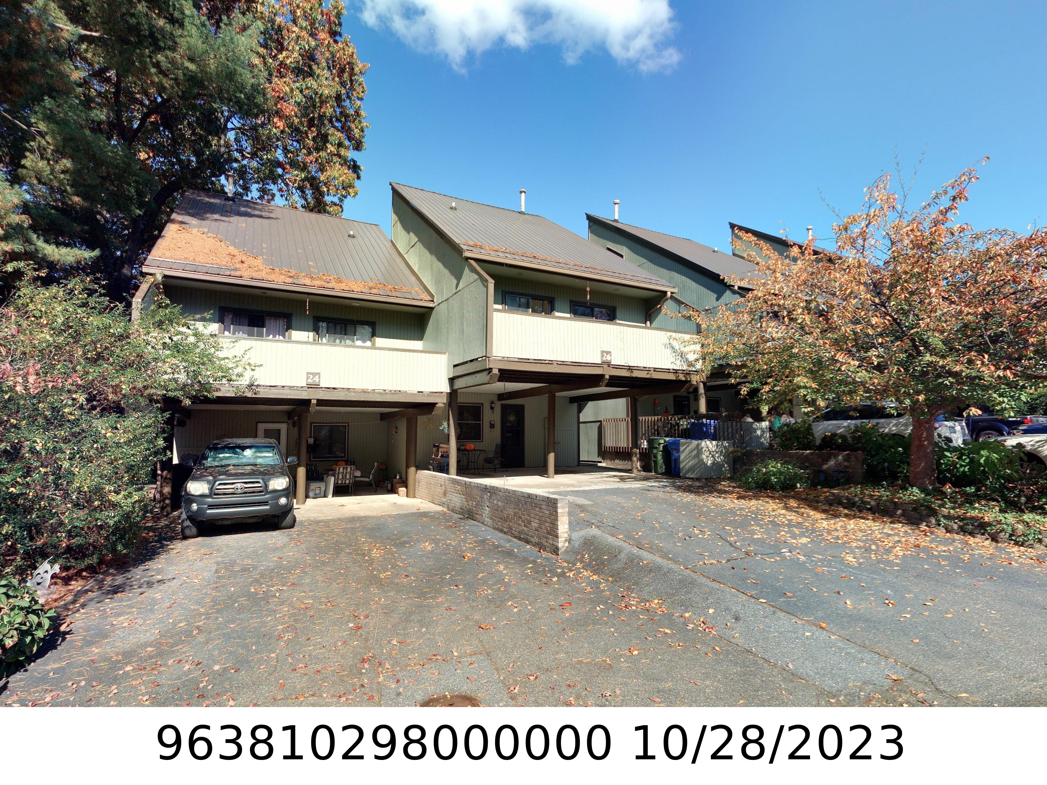 A picture of the property located at 24 MAPLE RIDGE LN, ASHEVILLE NC 28806.