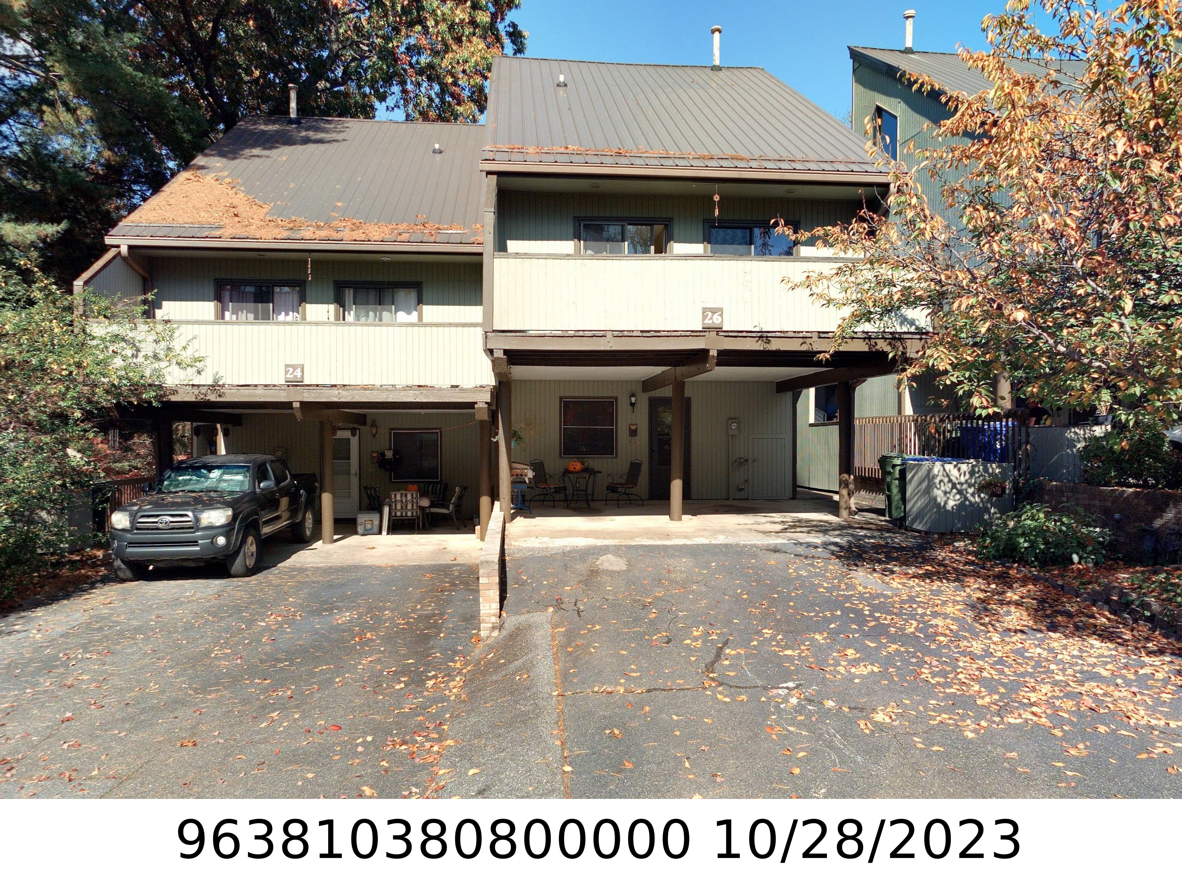 A picture of the property located at 26 MAPLE RIDGE LN, ASHEVILLE NC 28806.