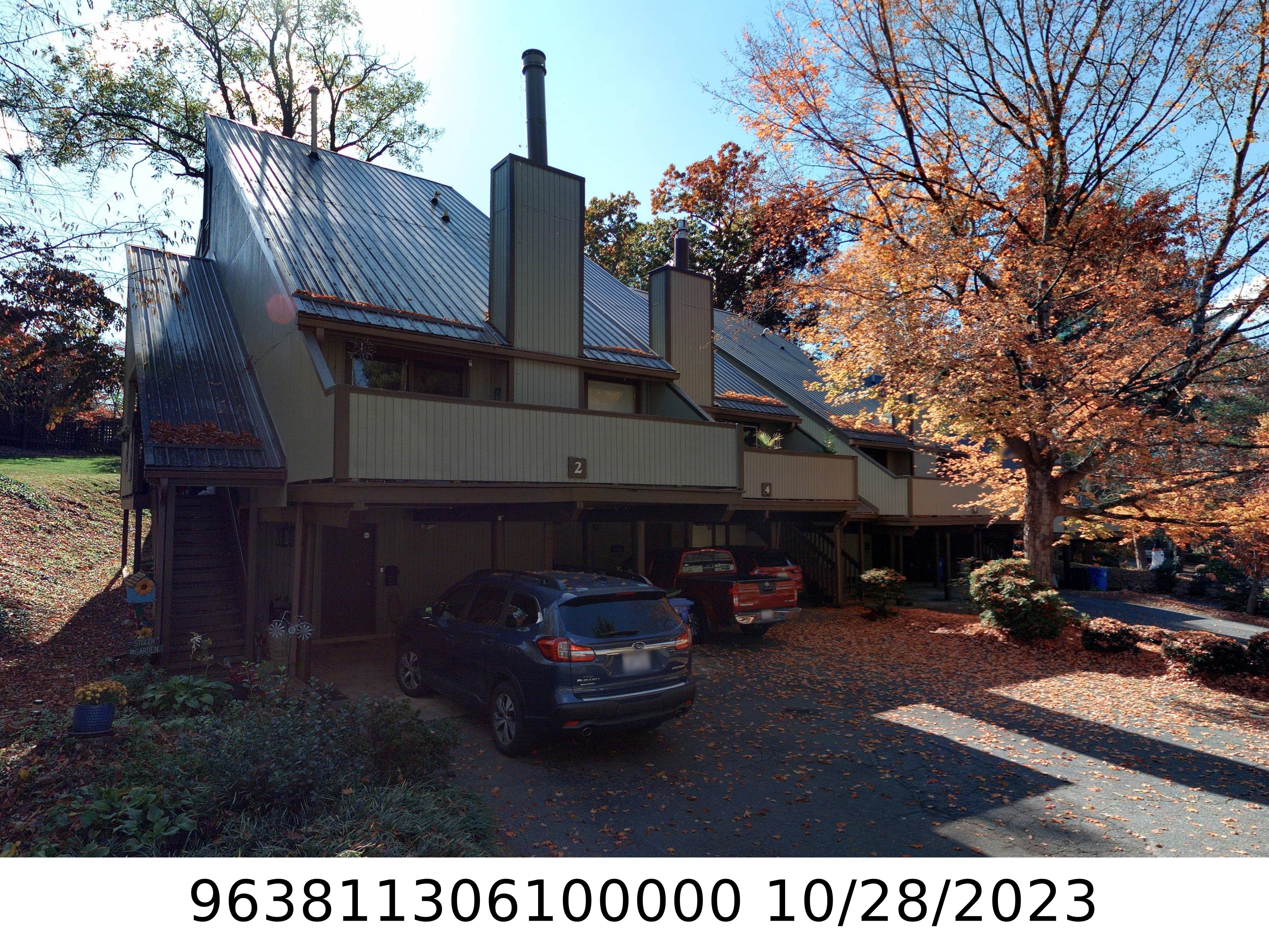 A picture of the property located at 6 MAPLE RIDGE LN, ASHEVILLE NC 28806.