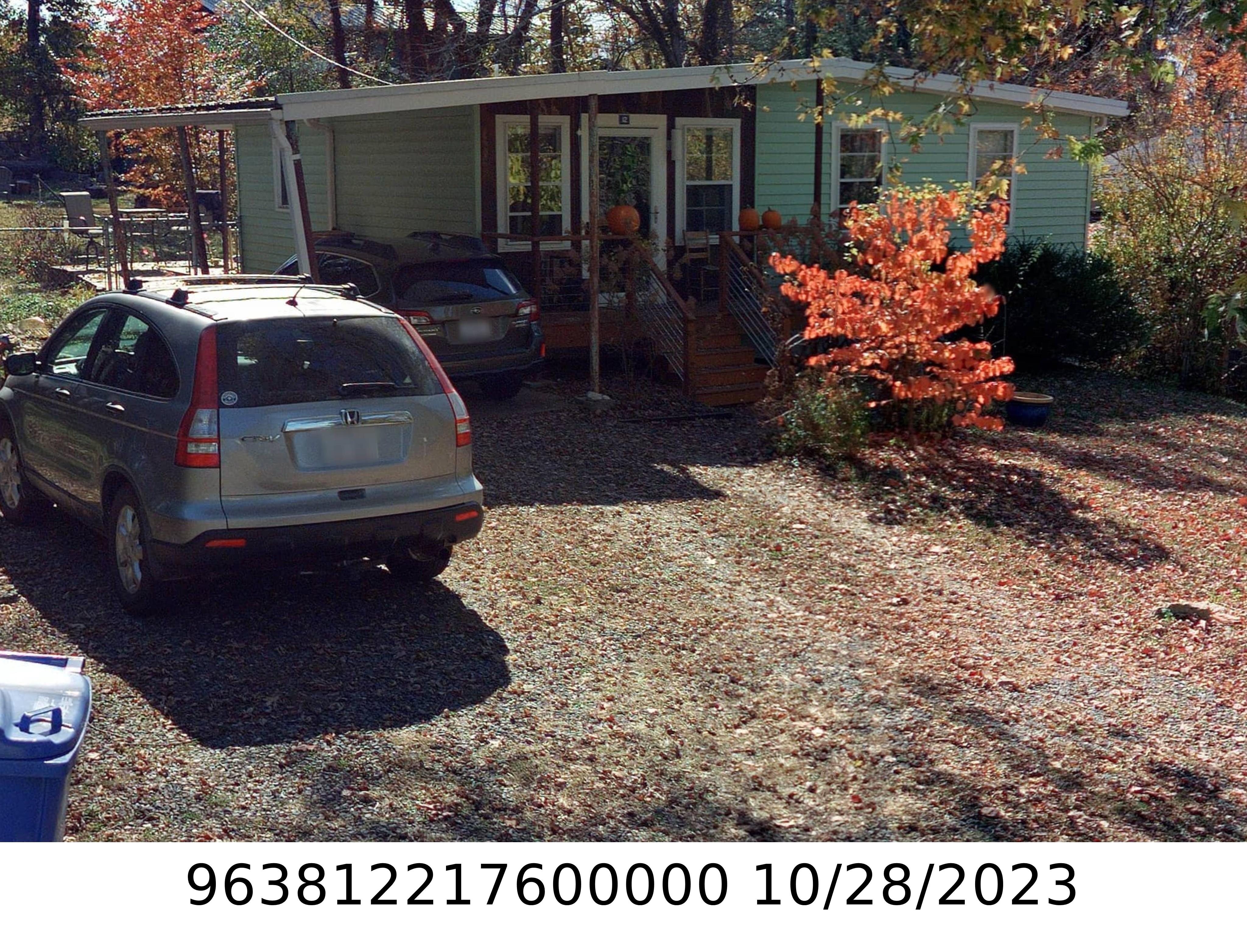 A picture of the property located at 12 REX DR ASHEVILLE NC.