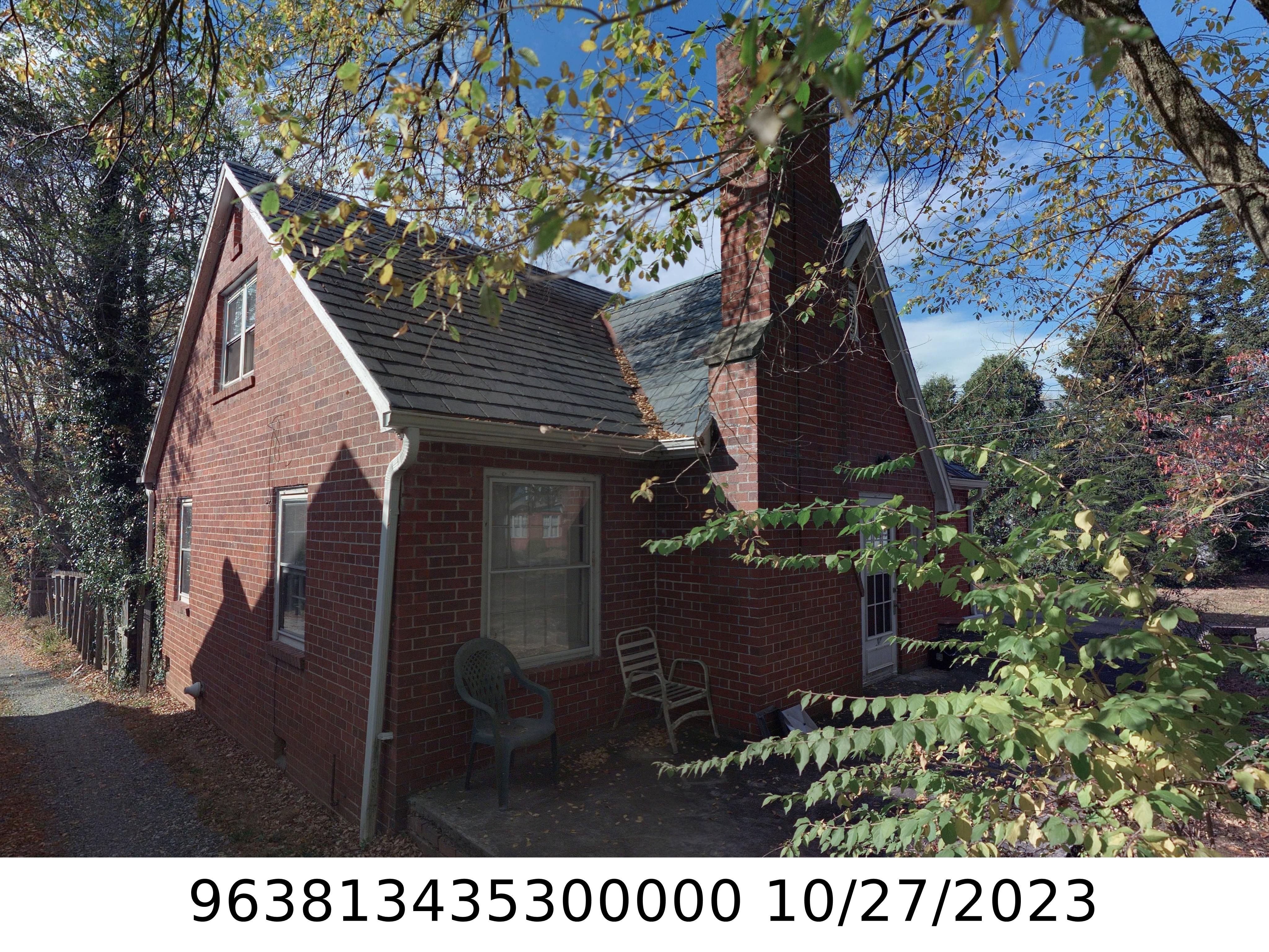 A picture of the property located at 101 BREVARD RD, ASHEVILLE NC 28806.