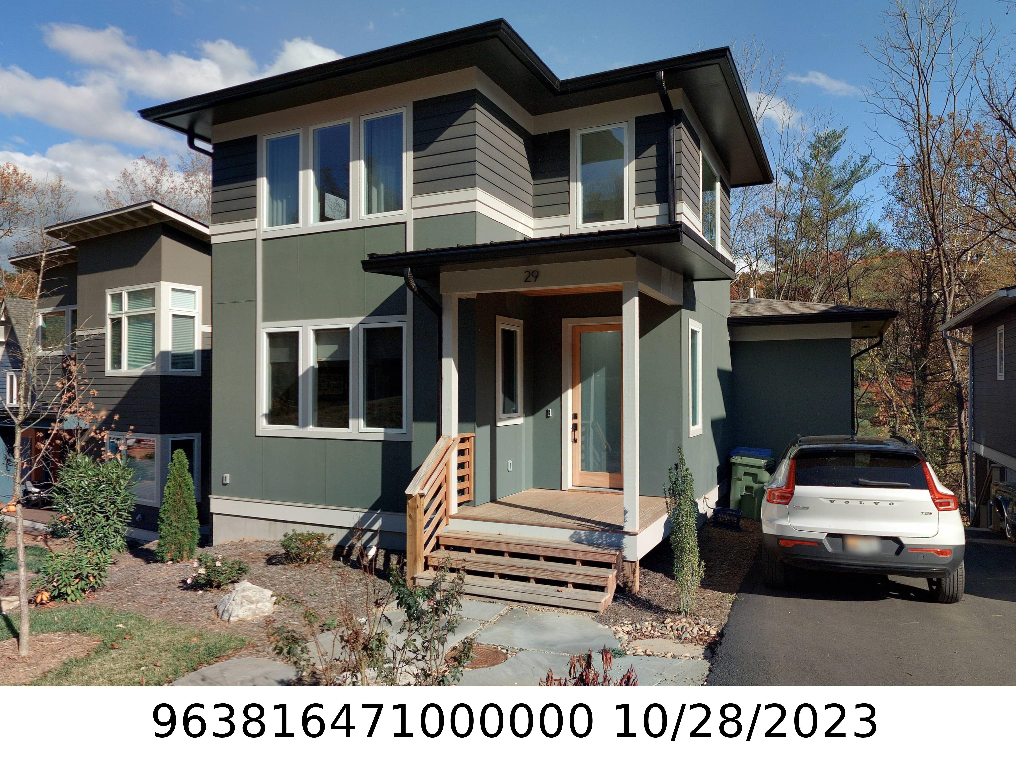 A picture of the property located at 29 ORRINEL WAY, ASHEVILLE NC 28806.
