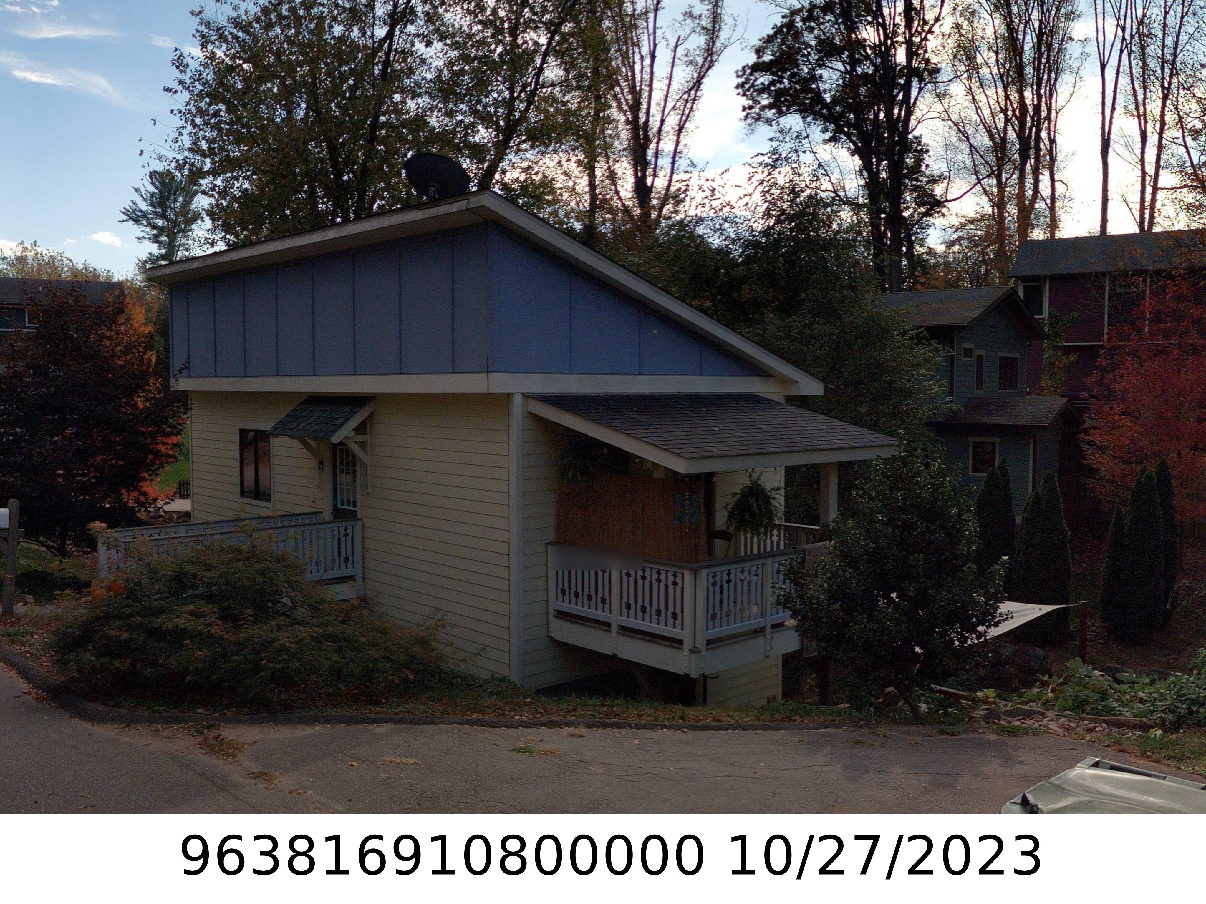 A picture of the property located at 132 DUNWELL AVE, ASHEVILLE NC 28806.