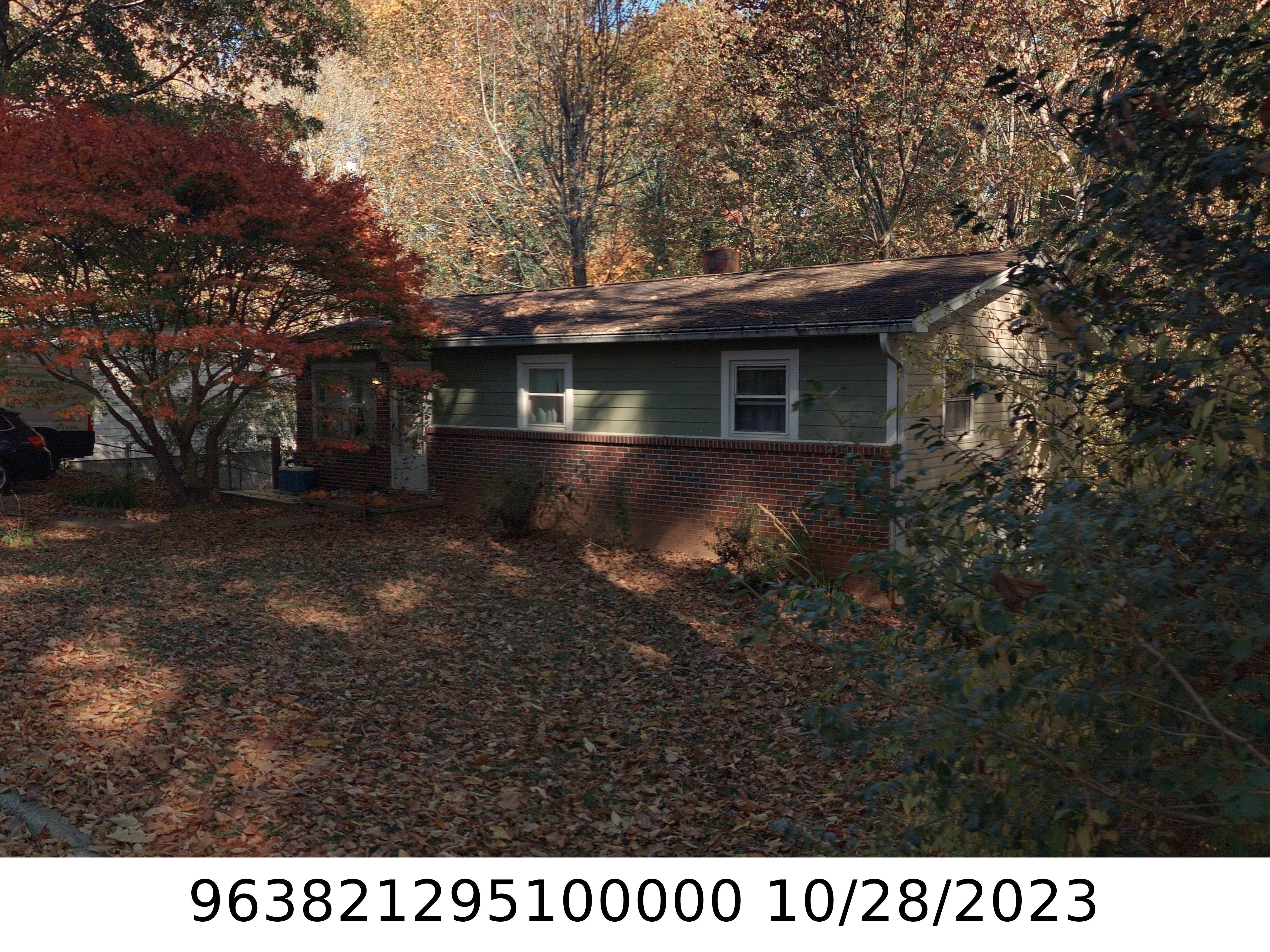 A picture of the property located at 180 FAIRFAX AVE, ASHEVILLE NC 28806.