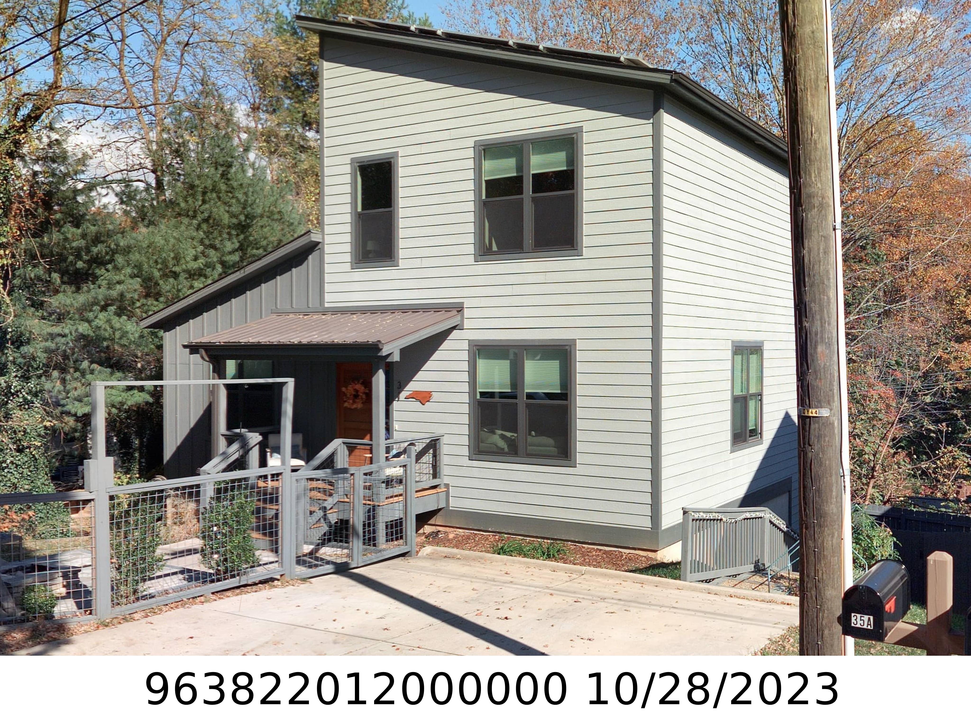 A picture of the property located at 31 LILAC ST, ASHEVILLE NC 28806.