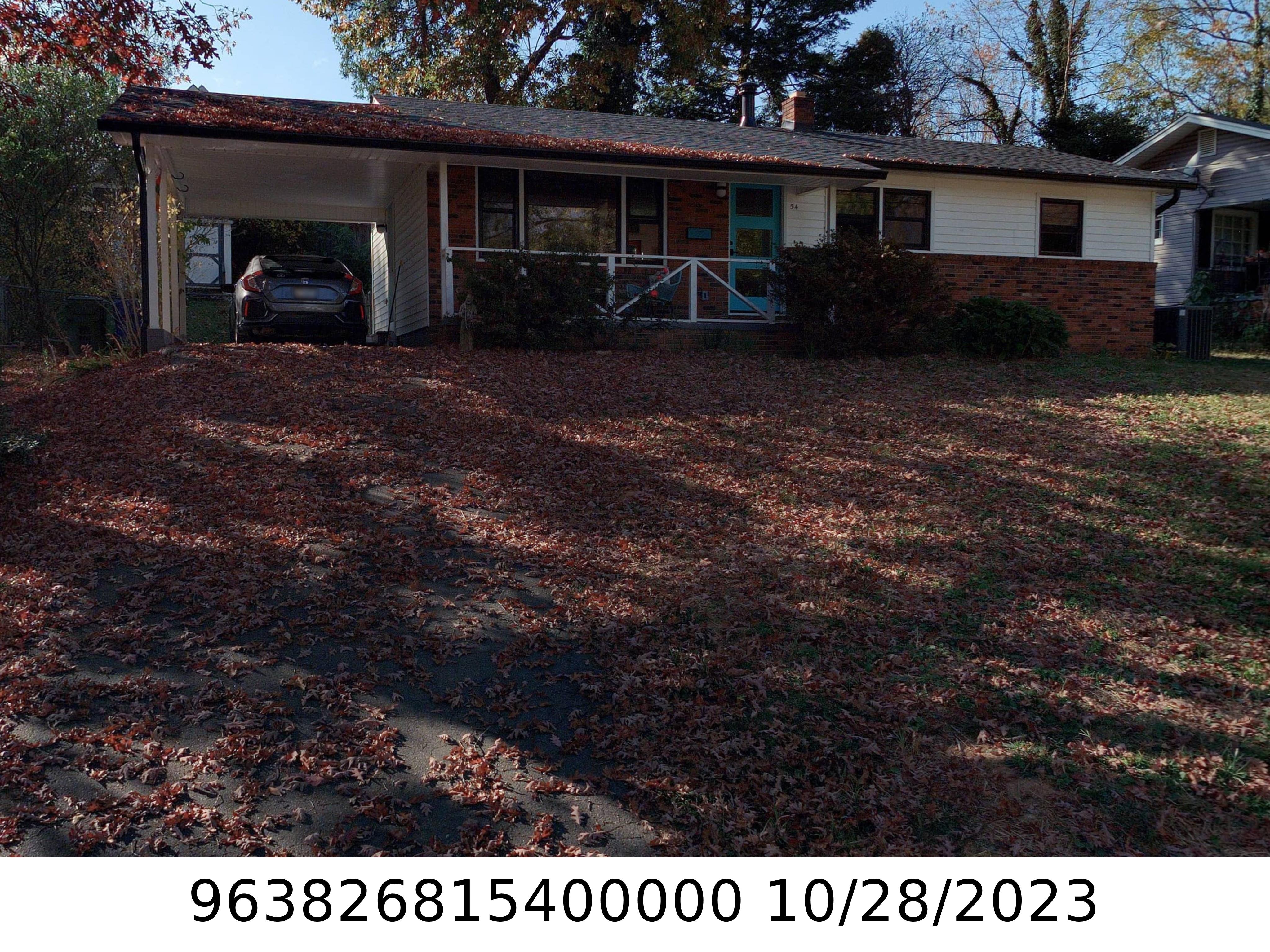 A picture of the property located at 54 BRUCEMONT CIR, ASHEVILLE NC 28806.