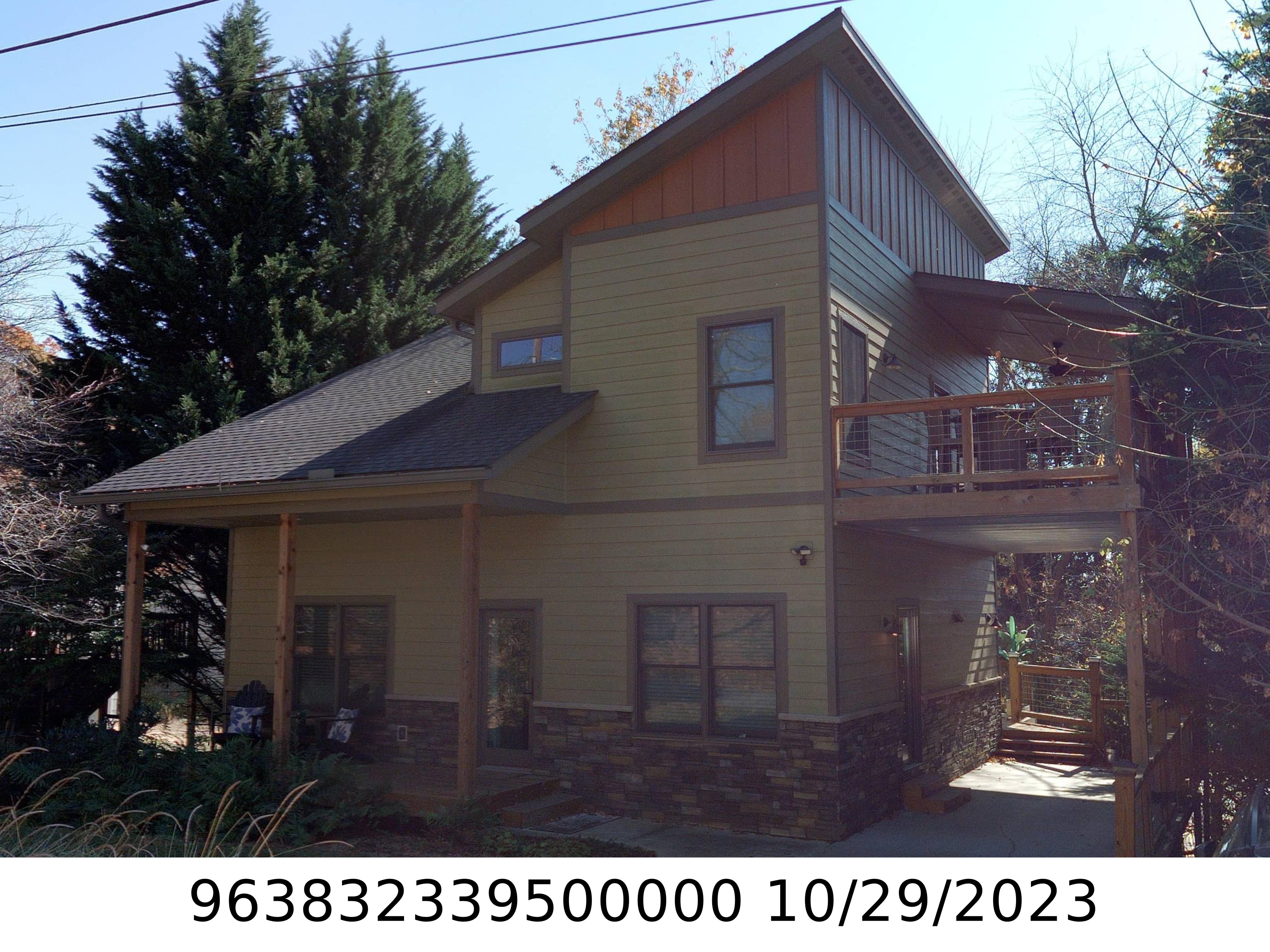 A picture of the property located at 10 DURHAM ST, ASHEVILLE NC 28806.