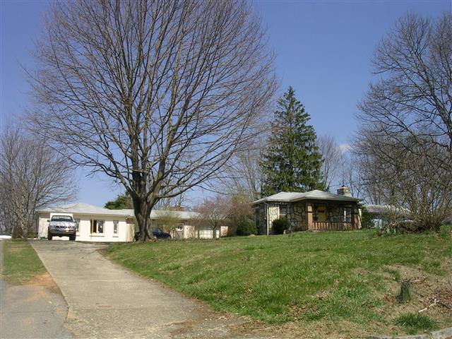 A picture of the property located at 21 DRAKE ST ASHEVILLE NC.