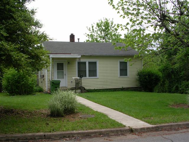 A picture of the property located at 3 STEWART ST ASHEVILLE NC.