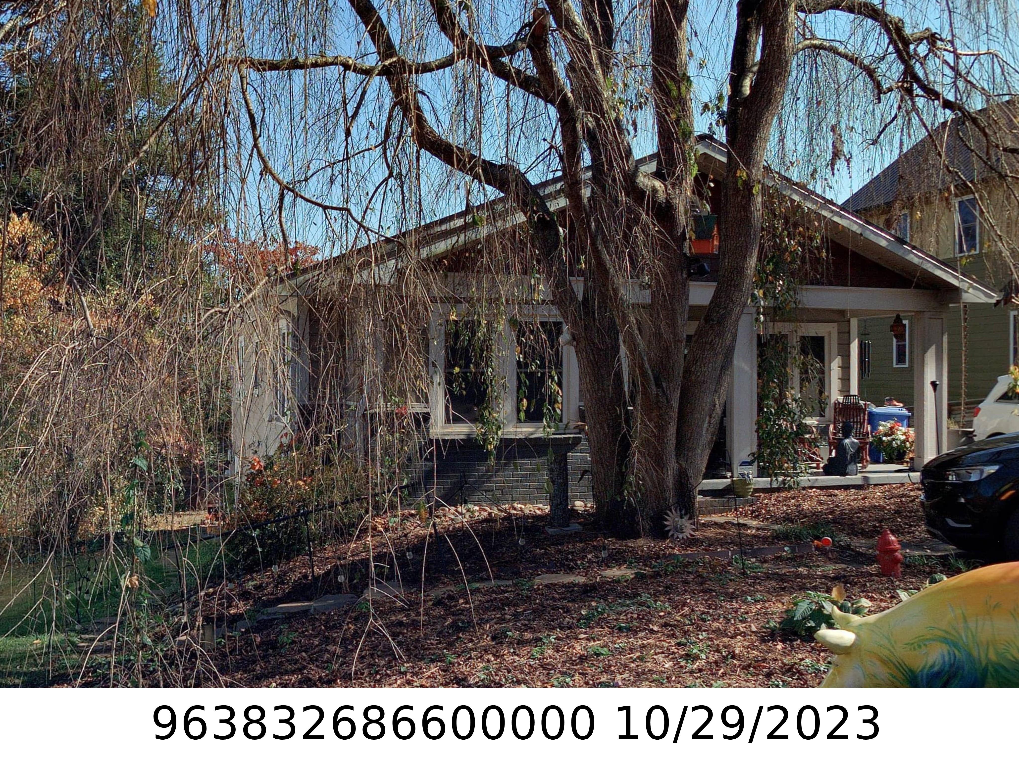 A picture of the property located at 114 HUDSON ST, ASHEVILLE NC 28806.