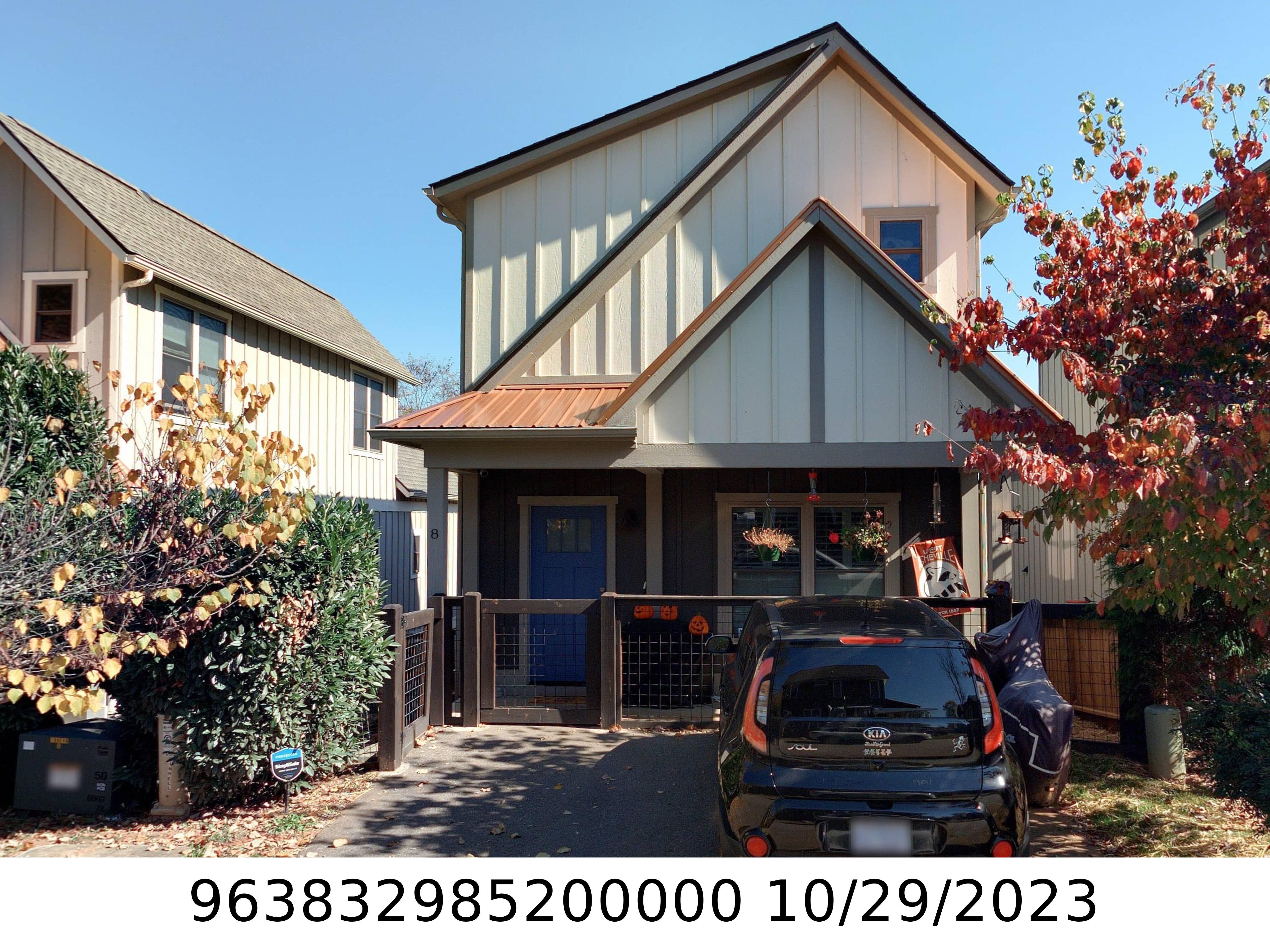 A picture of the property located at 8 GRINNELL ST, ASHEVILLE NC 28806.