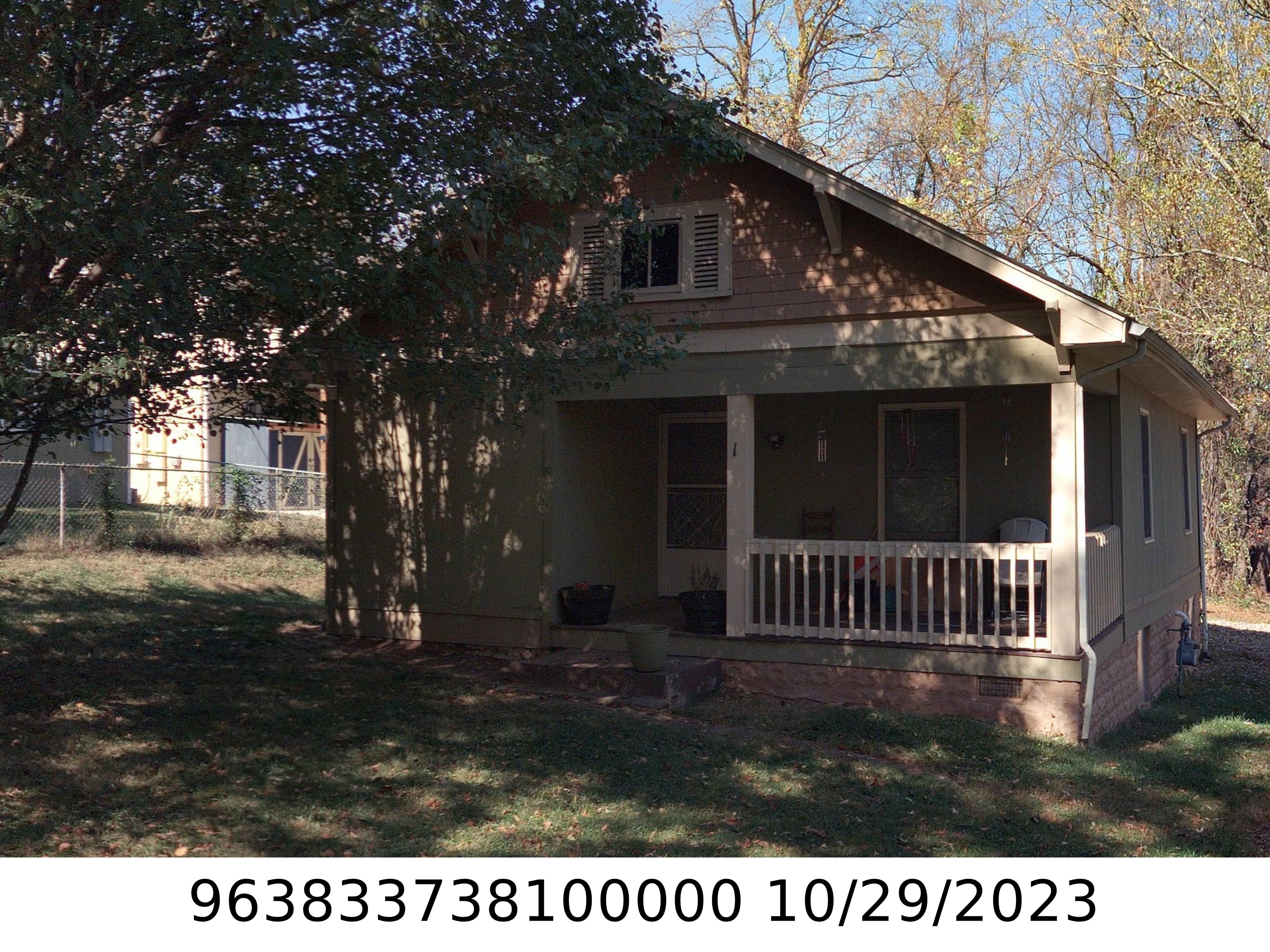 A picture of the property located at 1 W OAK ST, ASHEVILLE NC 28806.