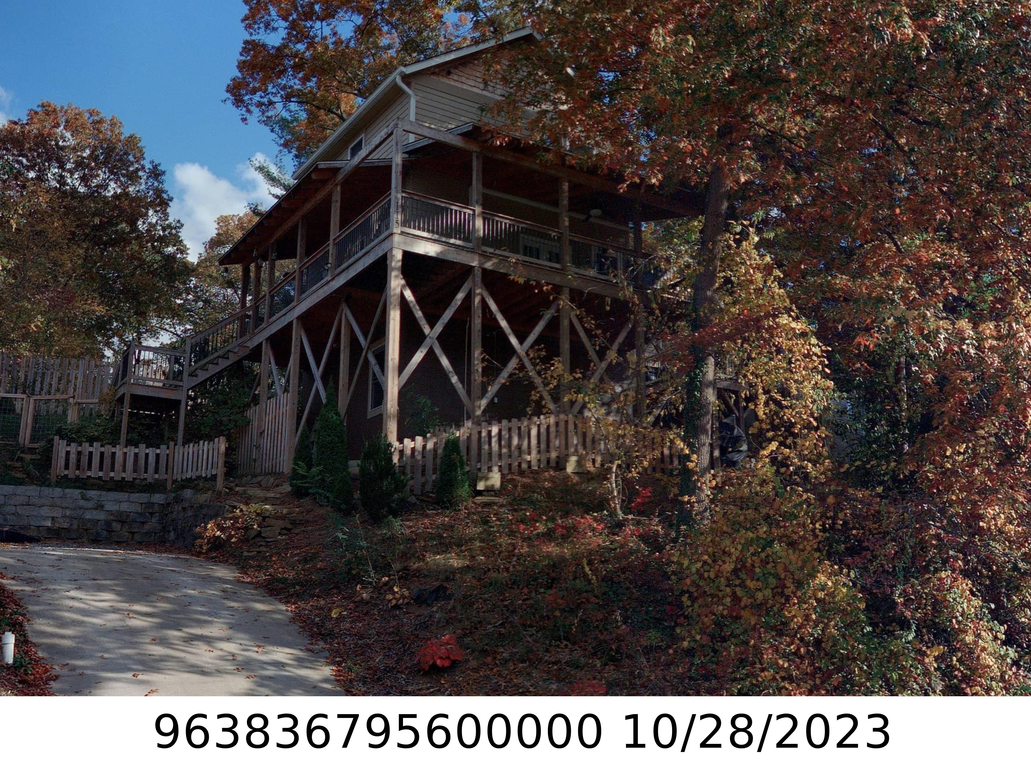 A picture of the property located at 115 FLORIDA AVE, ASHEVILLE NC 28806.