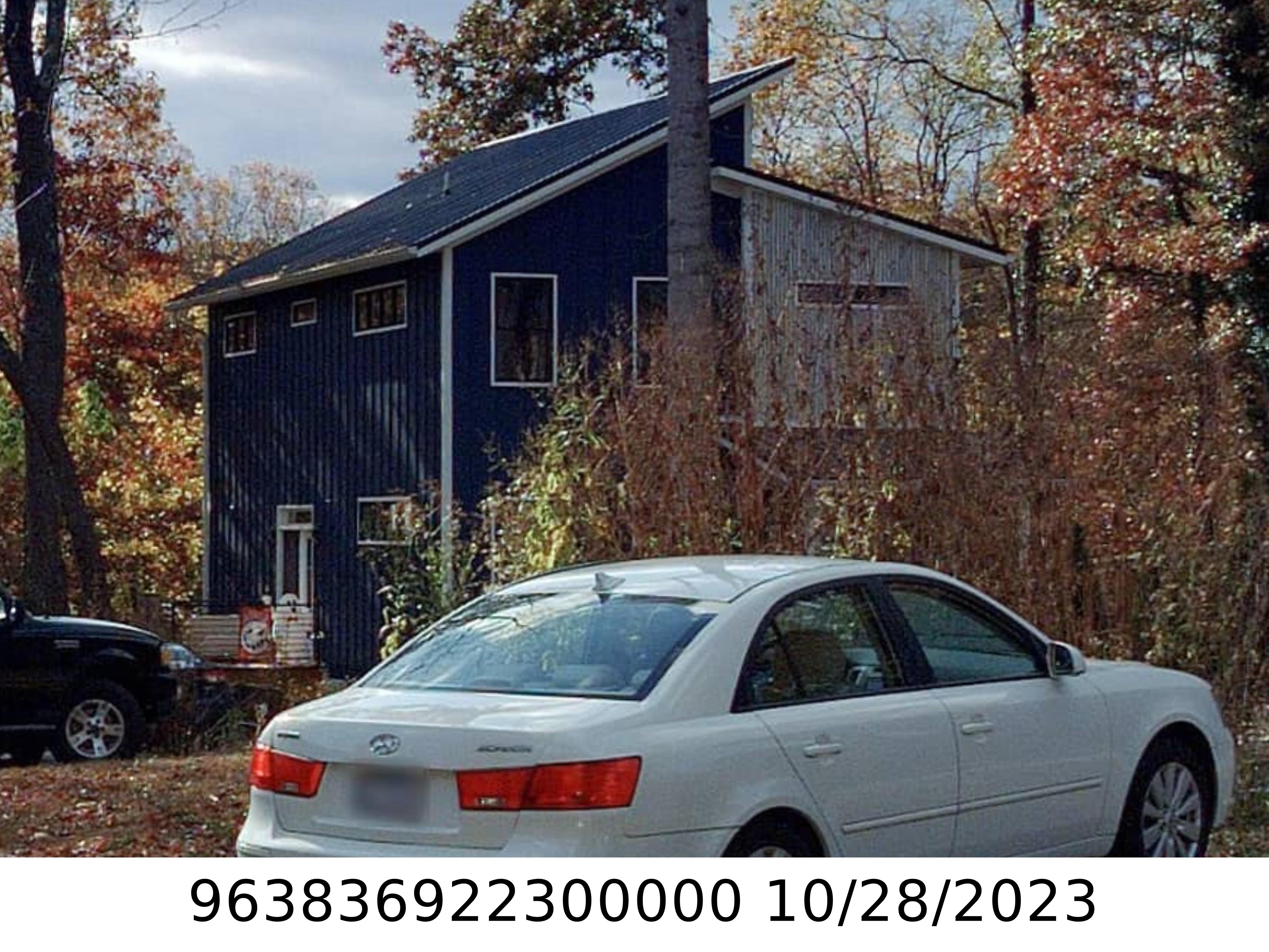 A picture of the property located at 20 MARDELL CIR, ASHEVILLE NC 28806.