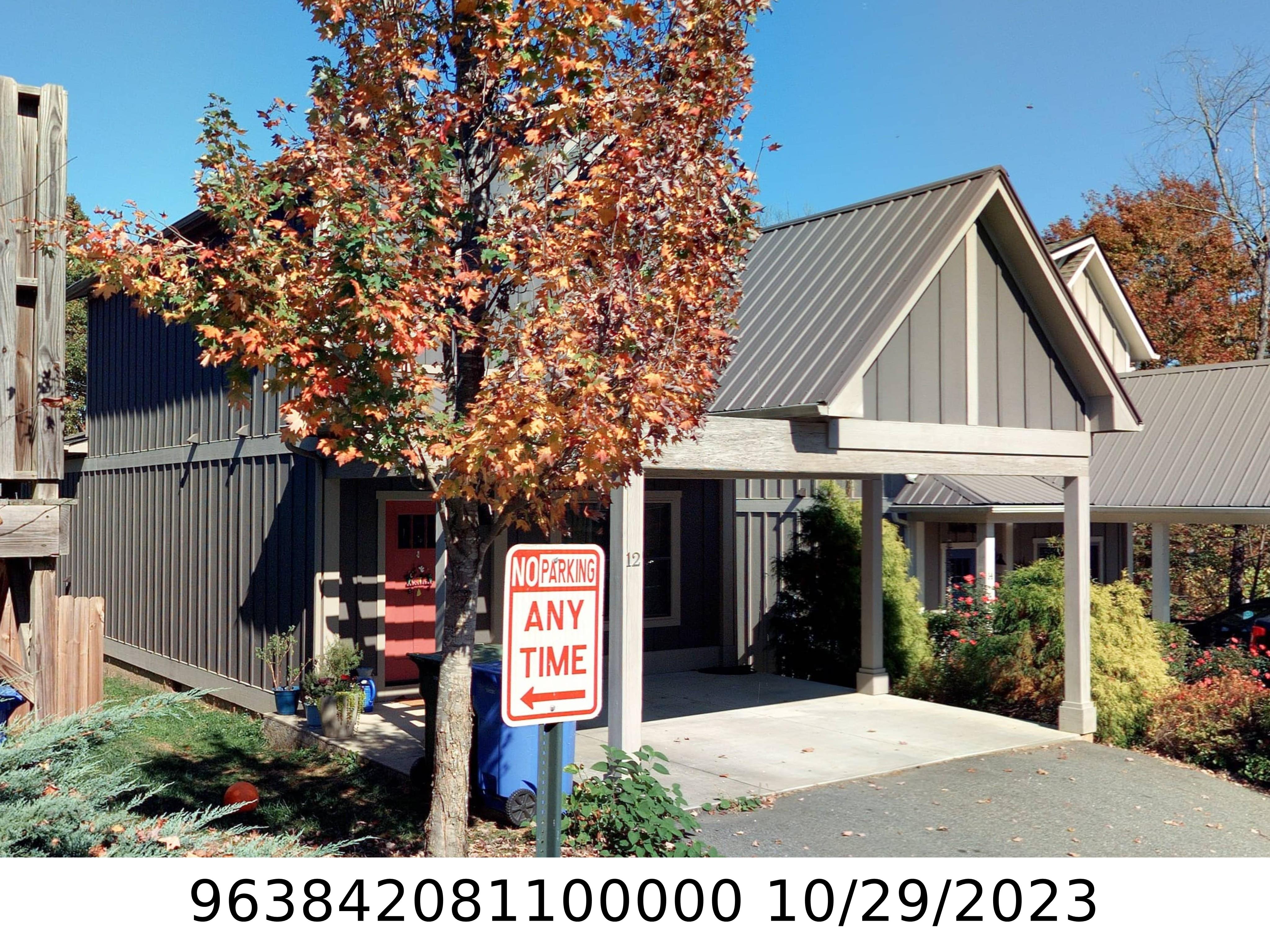 A picture of the property located at 12 GRATITUDE DR, ASHEVILLE NC 28806.