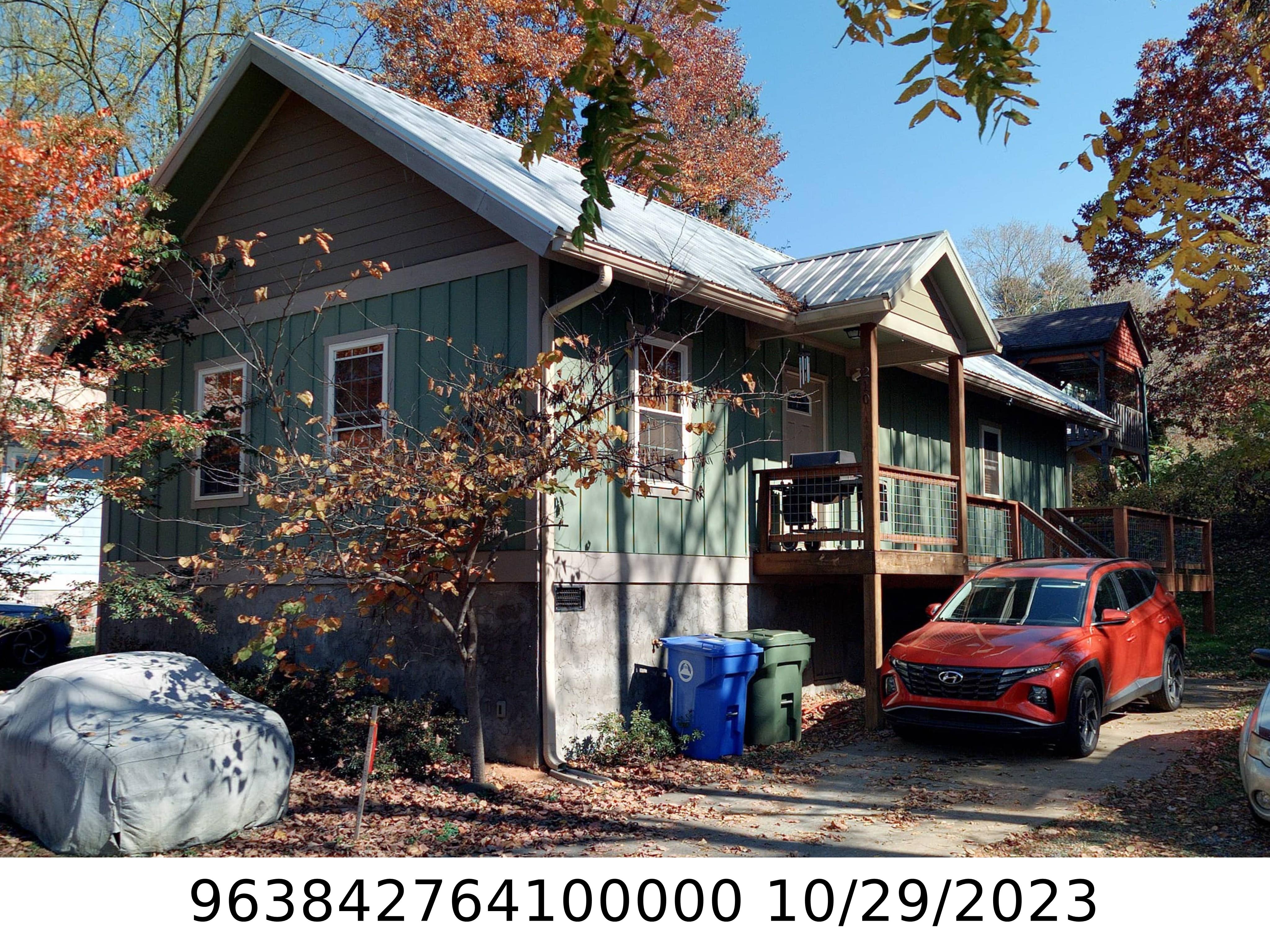 A picture of the property located at 210 STATE ST, ASHEVILLE NC 28806.