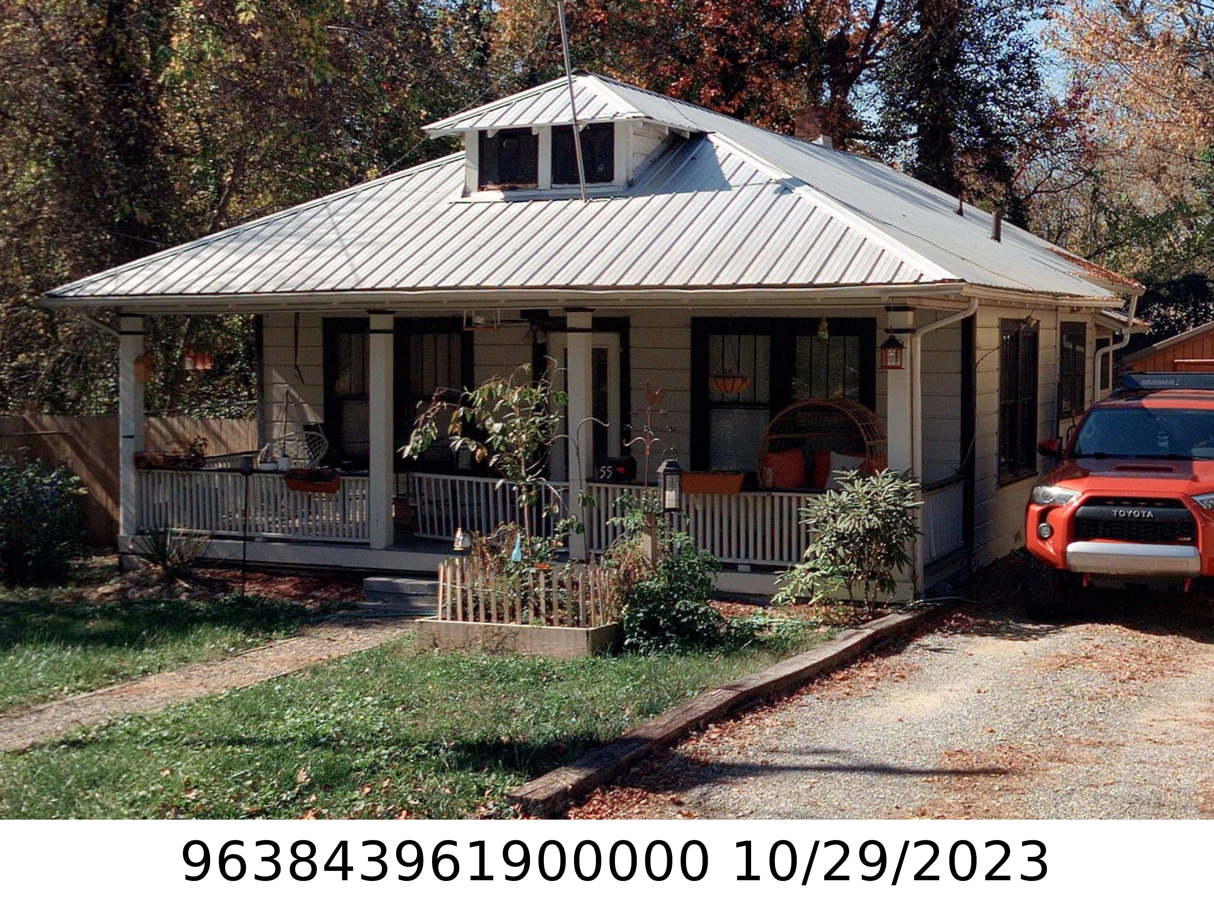 A picture of the property located at 55 HANOVER ST, ASHEVILLE NC 28806.