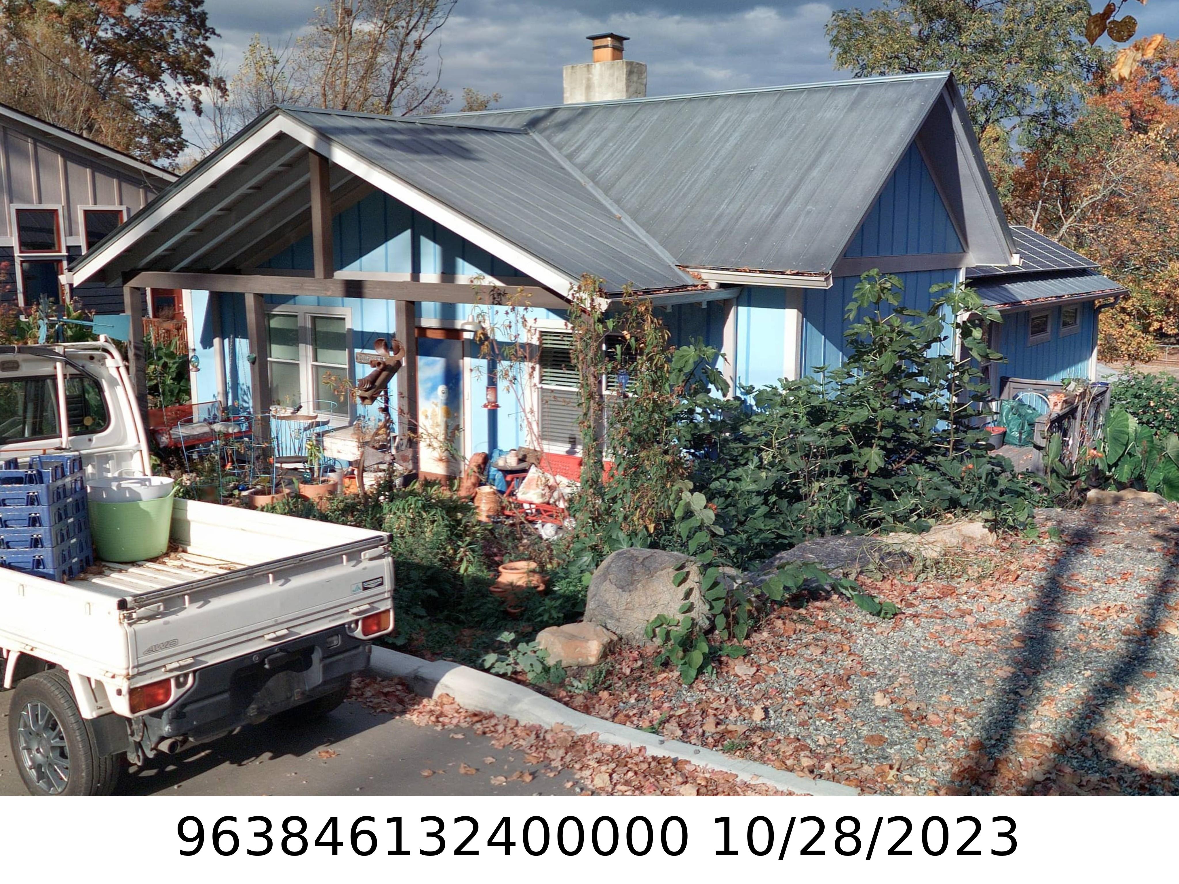 A picture of the property located at 21 MARDELL CIR, ASHEVILLE NC 28806.